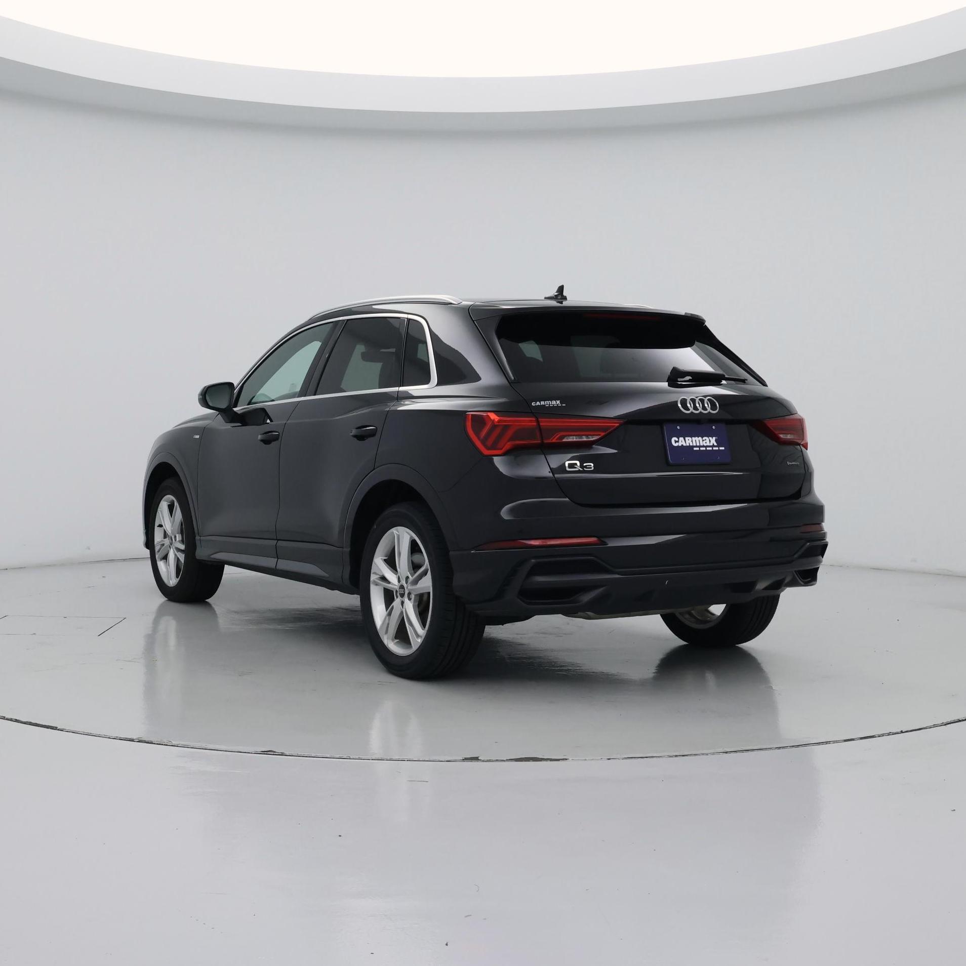 Thumbnail: 2022 Audi Q3 - 2