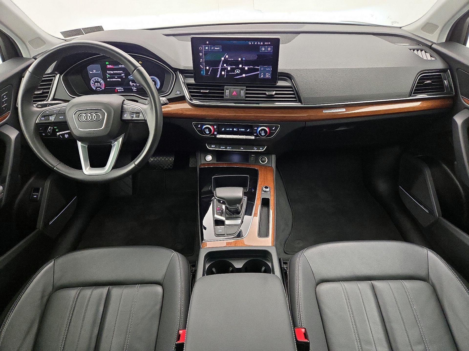 Thumbnail: 2023 Audi Q5 - 9