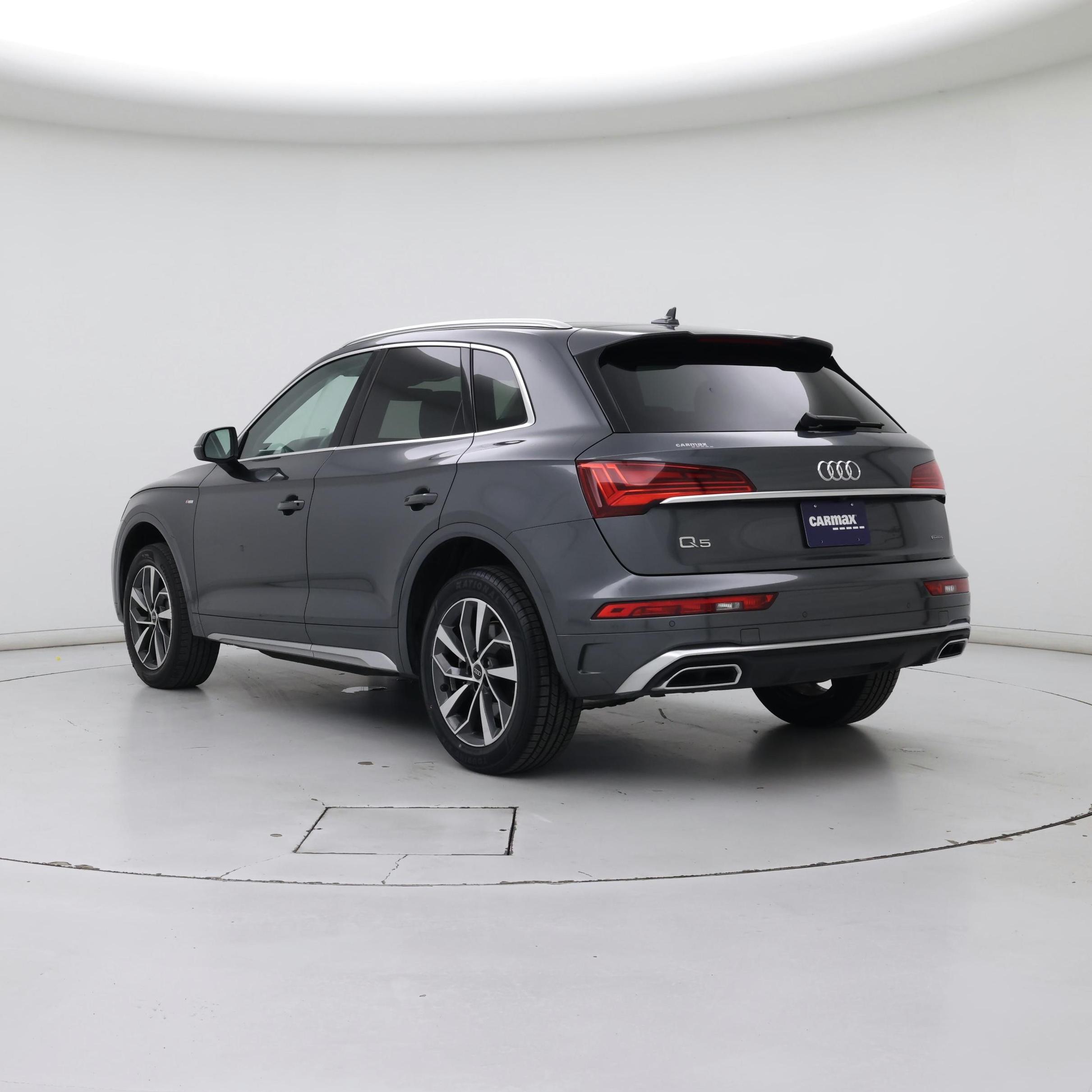Thumbnail: 2023 Audi Q5 - 2