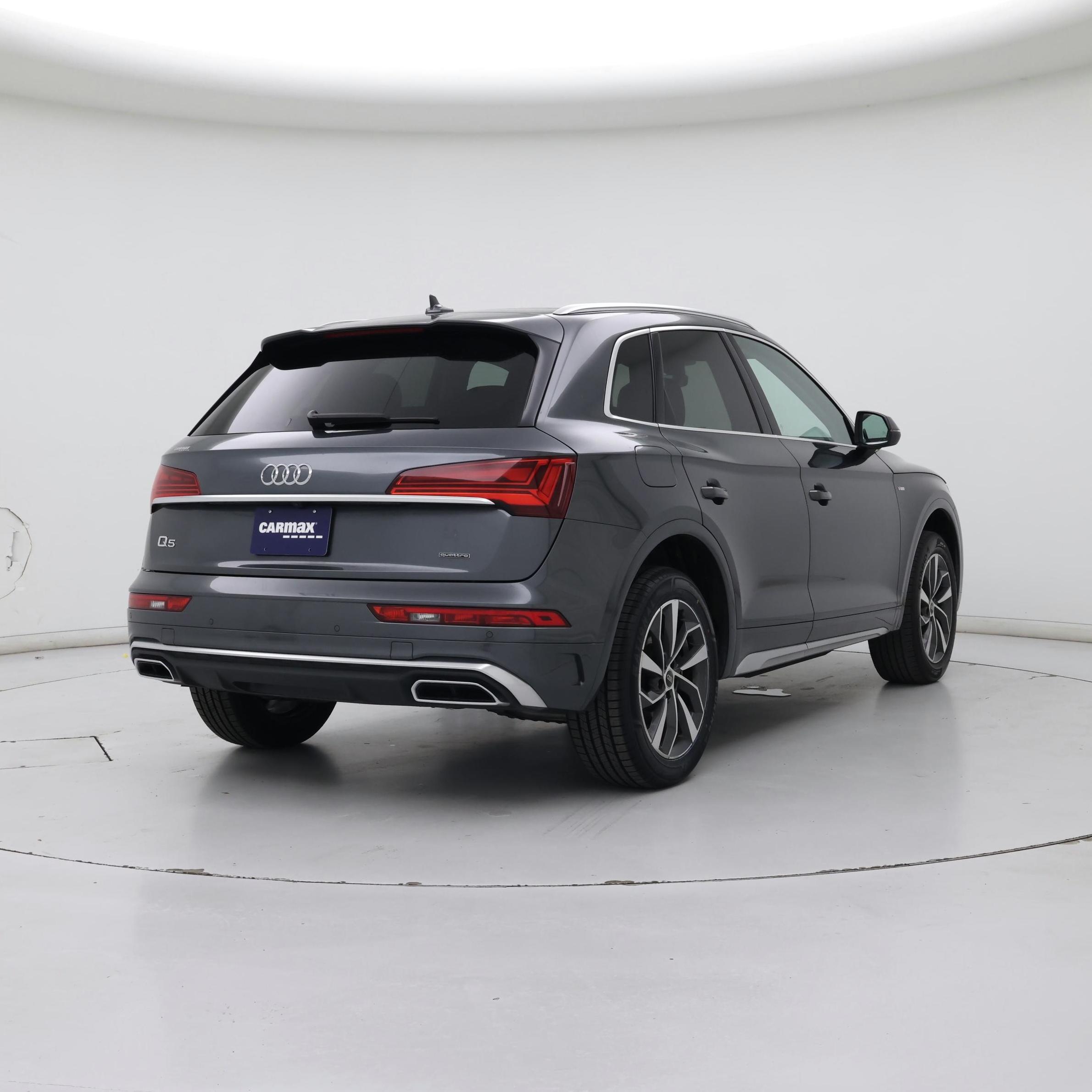 Thumbnail: 2023 Audi Q5 - 8