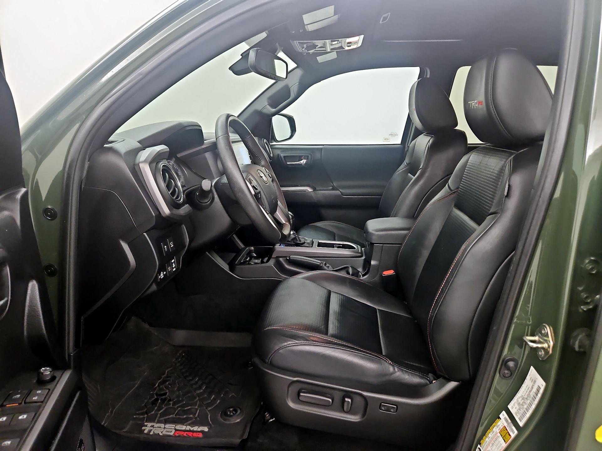 Thumbnail: 2020 Toyota Tacoma - 11