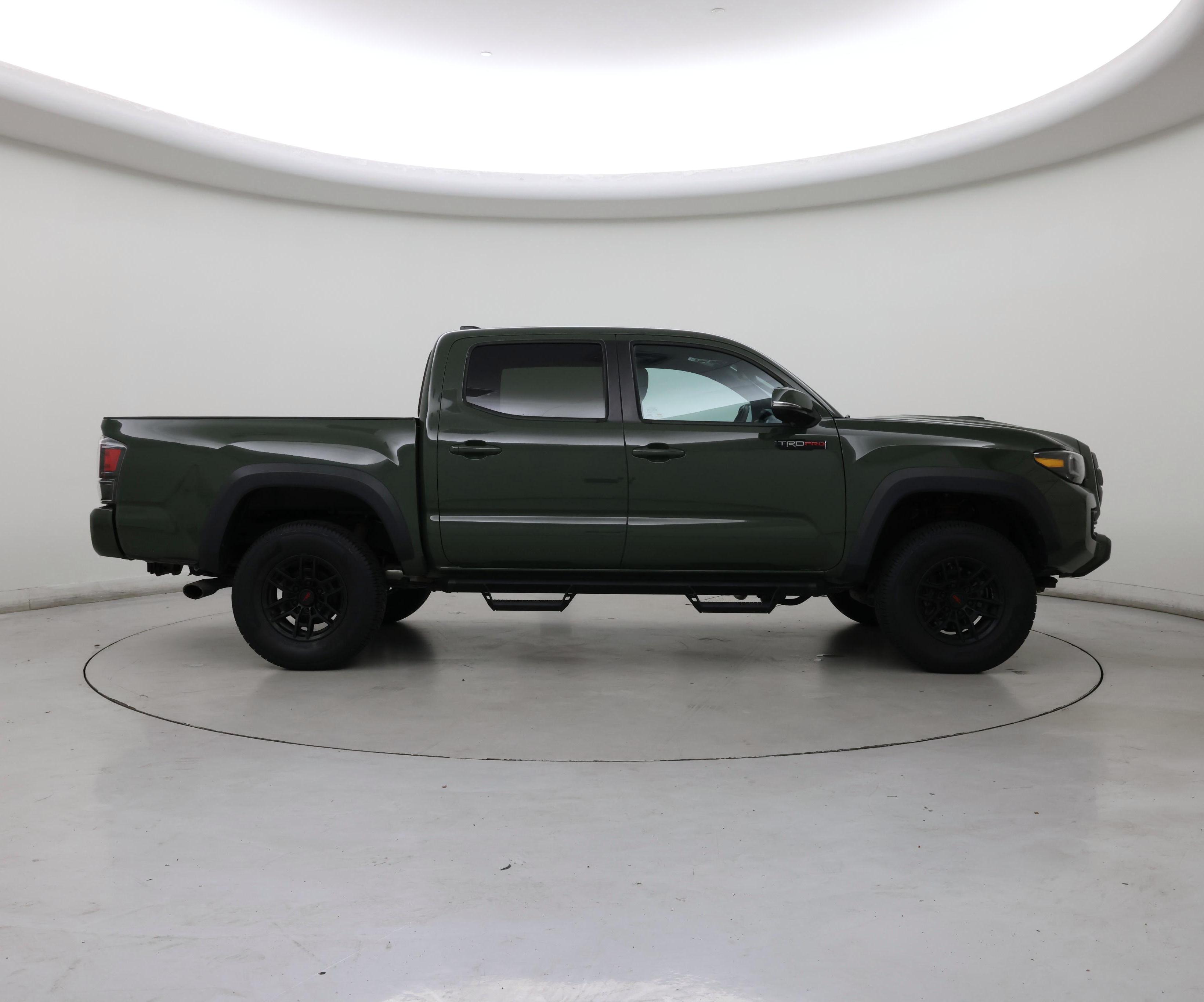 Thumbnail: 2020 Toyota Tacoma - 7