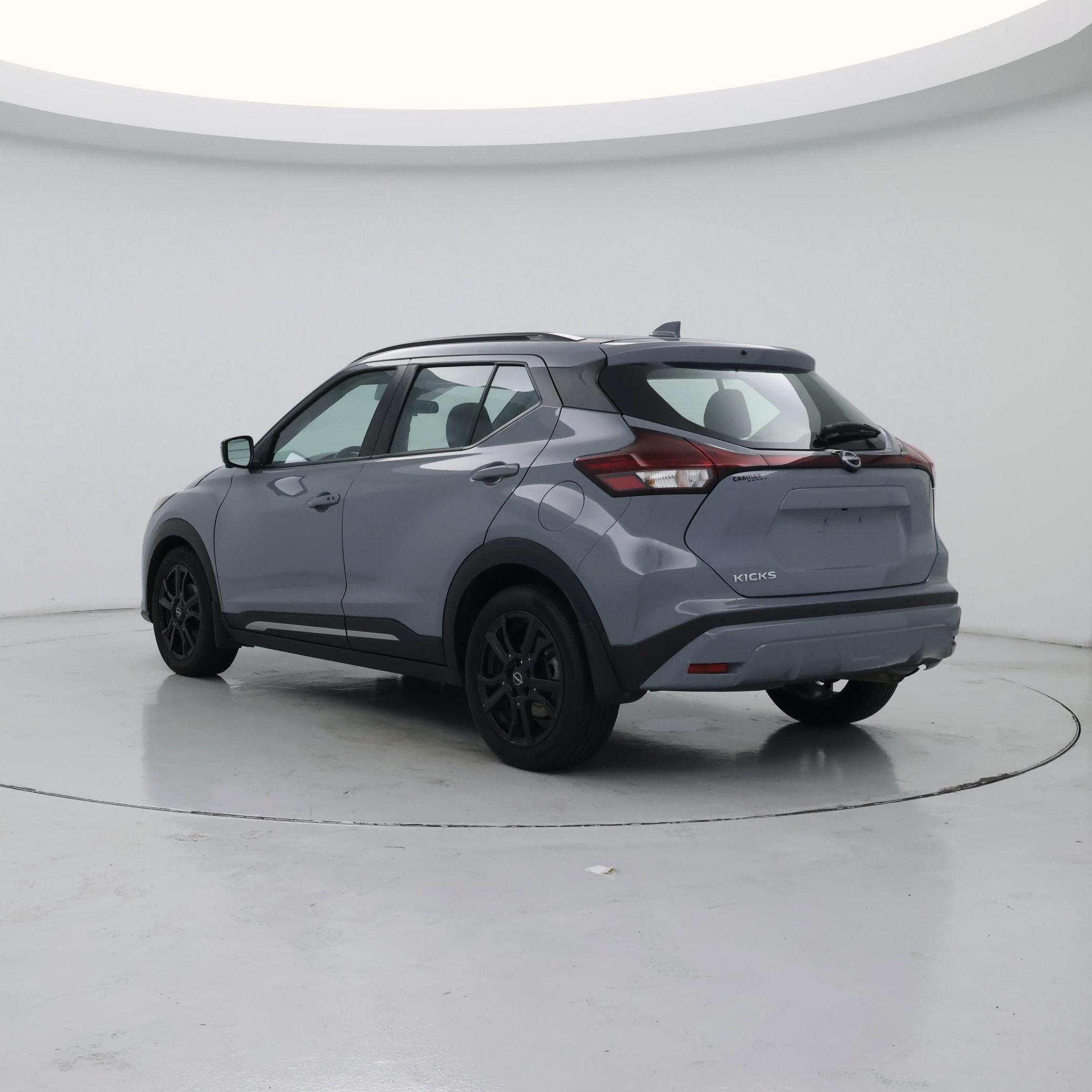 Thumbnail: 2023 Nissan Kicks - 2