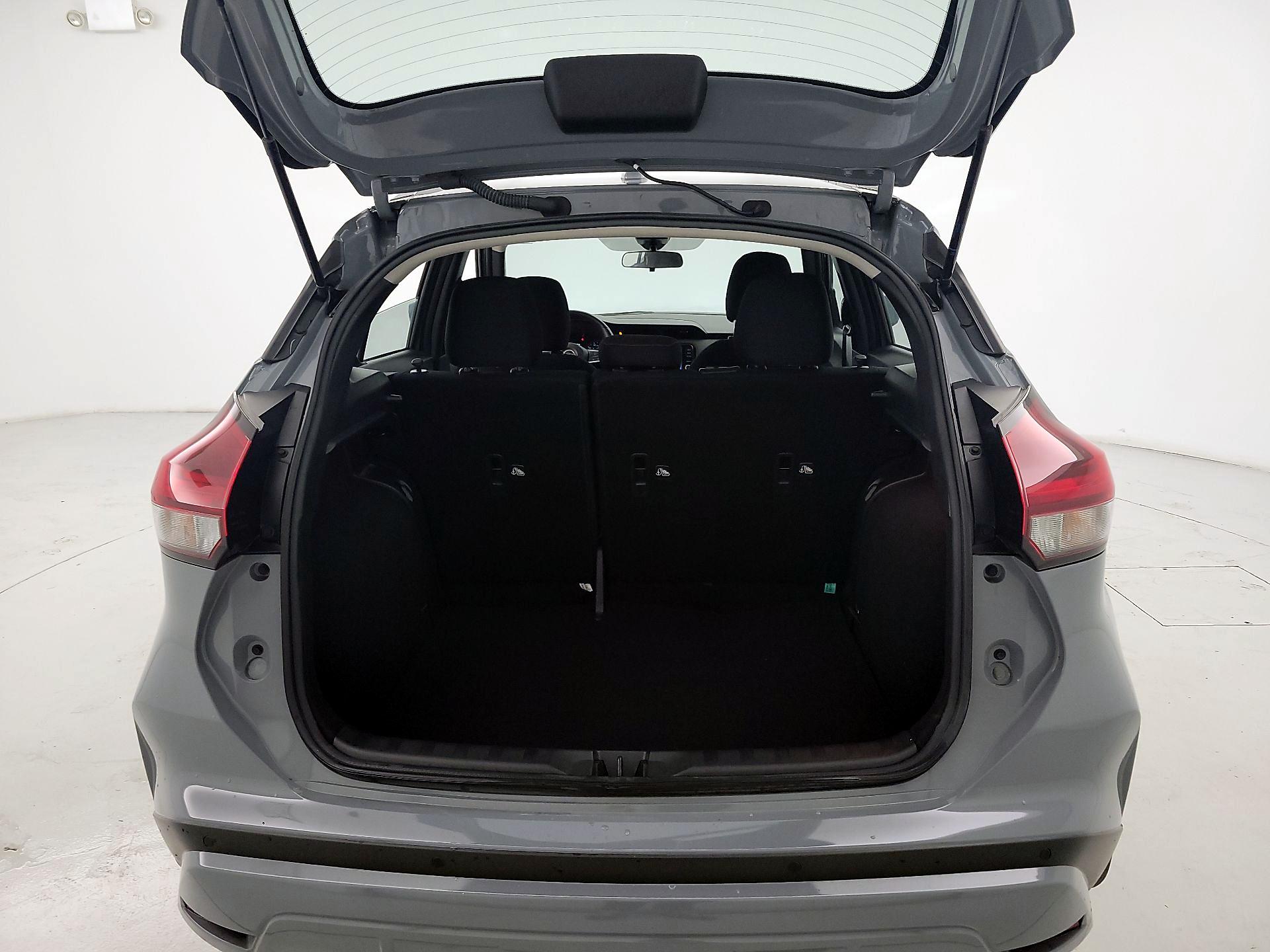 Thumbnail: 2023 Nissan Kicks - 20