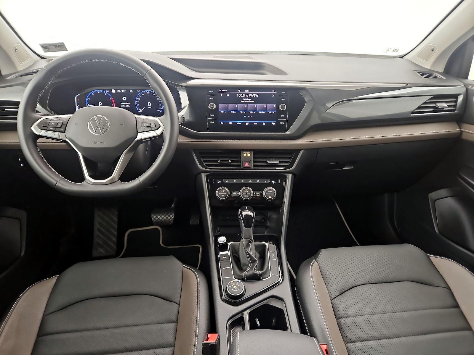 2023 Volkswagen Taos SEL - Photo 10