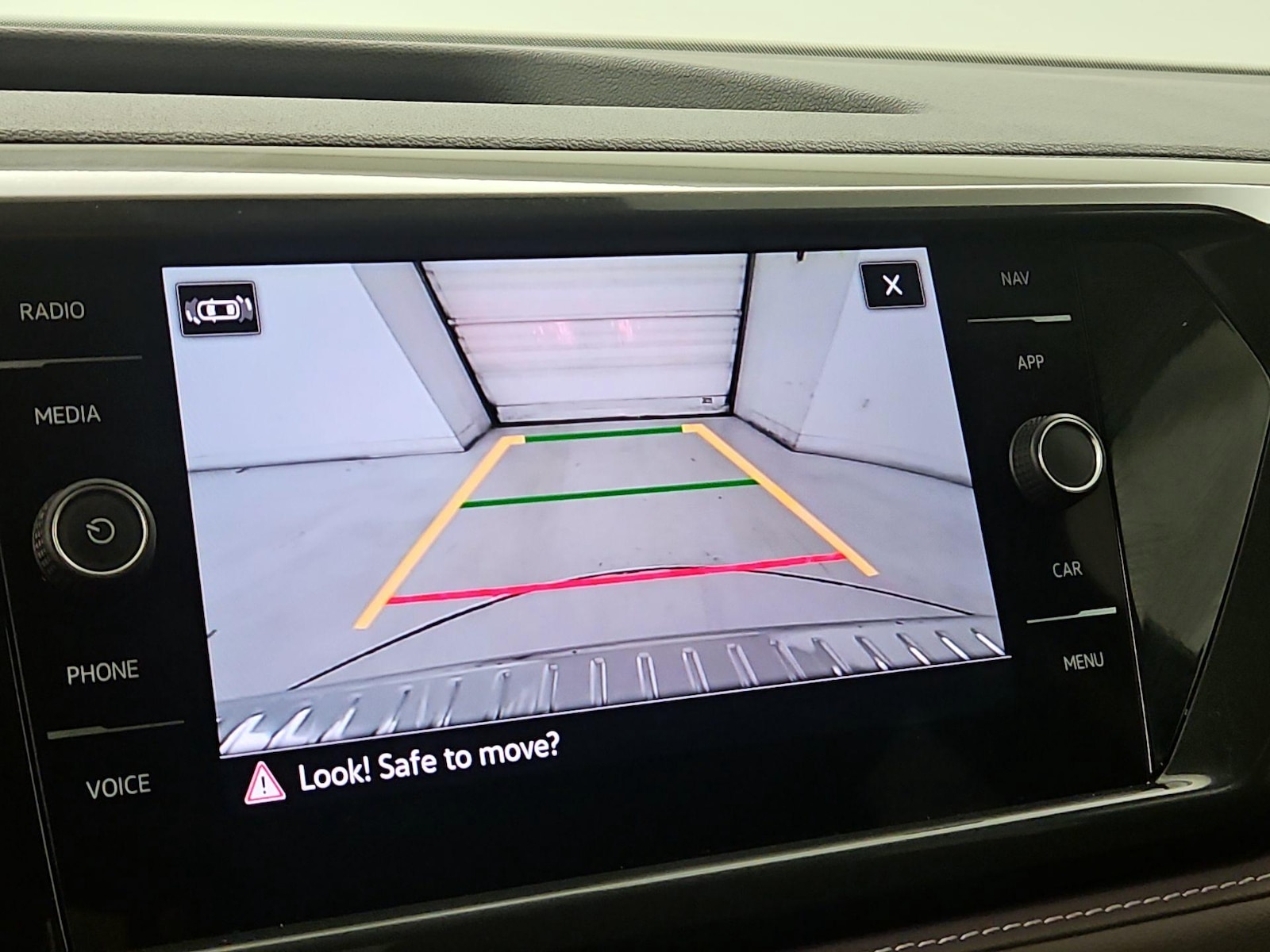 2023 Volkswagen Taos SEL - Photo 16