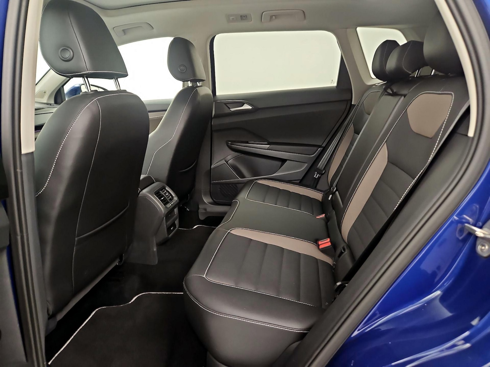 2023 Volkswagen Taos SEL - Photo 22