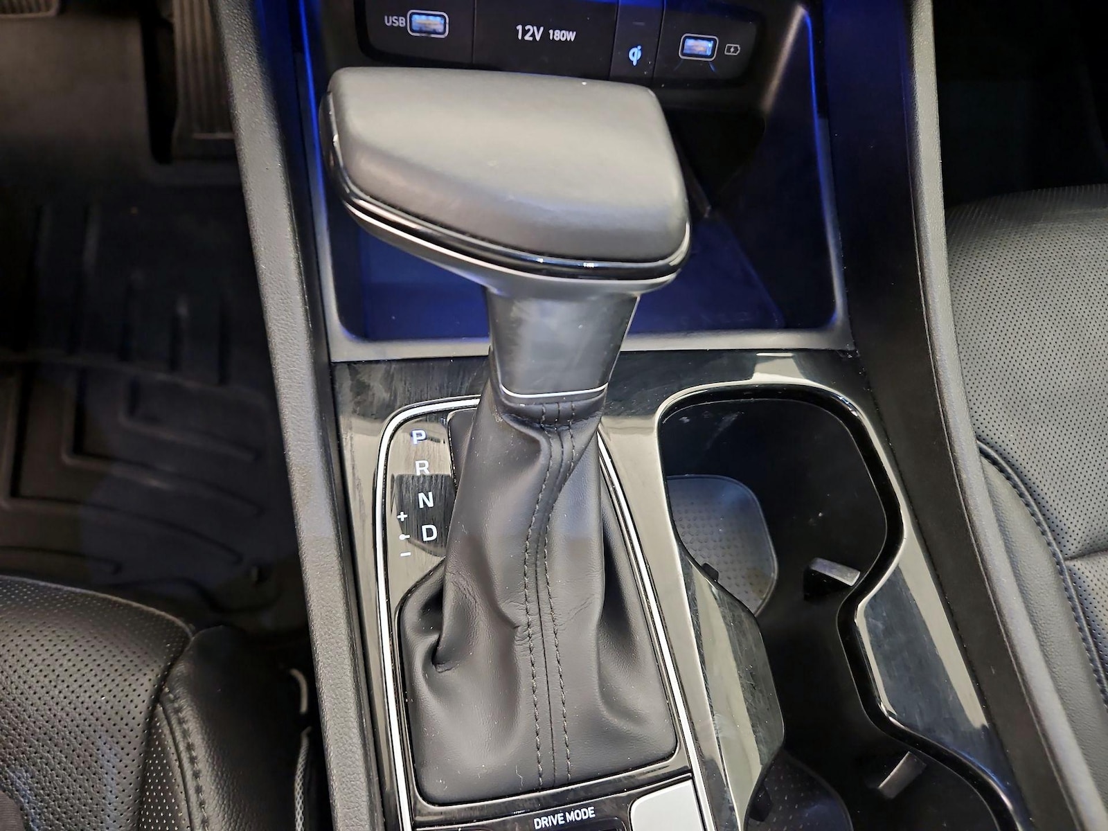2024 Hyundai Santa Cruz Limited - Photo 19