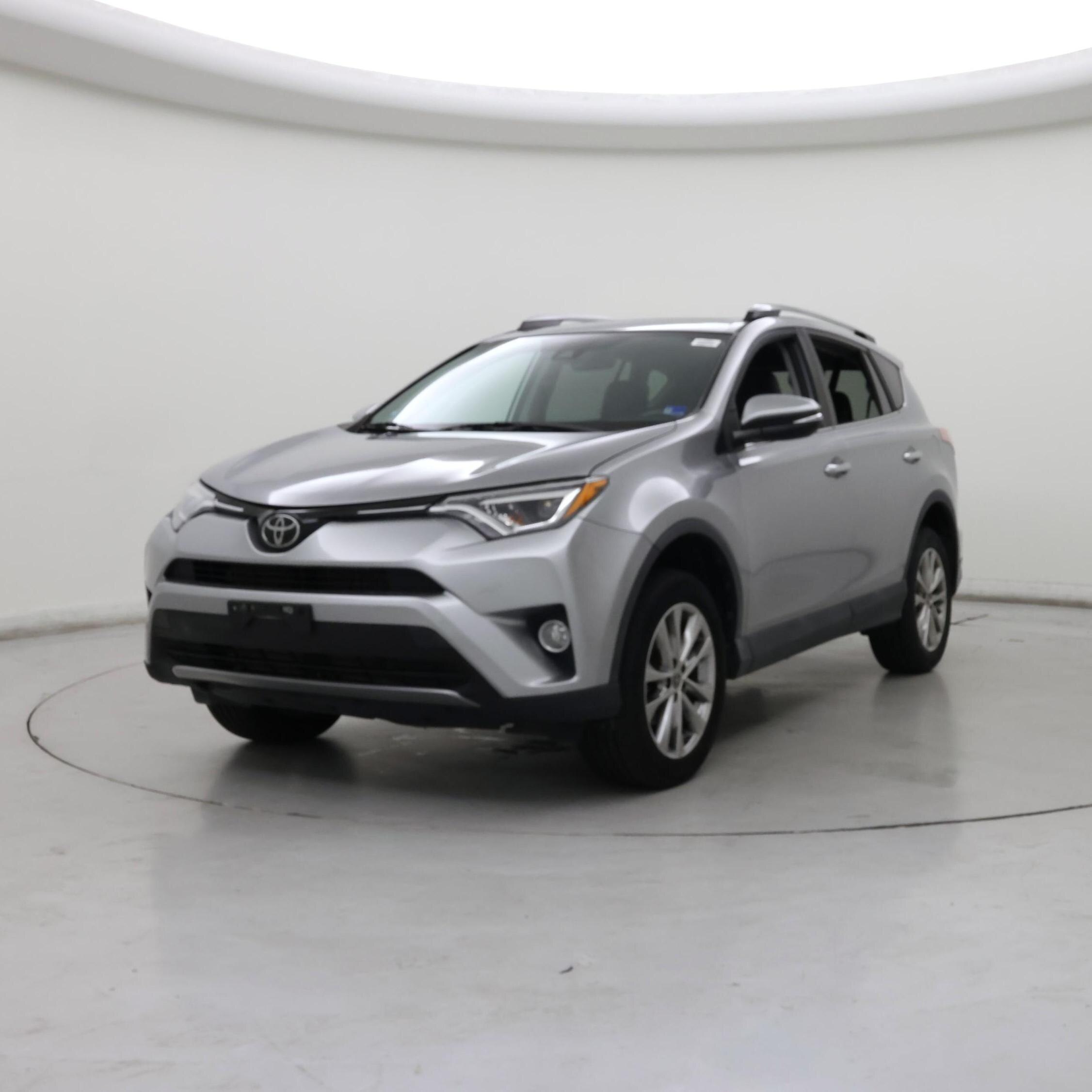Thumbnail: 2017 Toyota RAV4 - 4