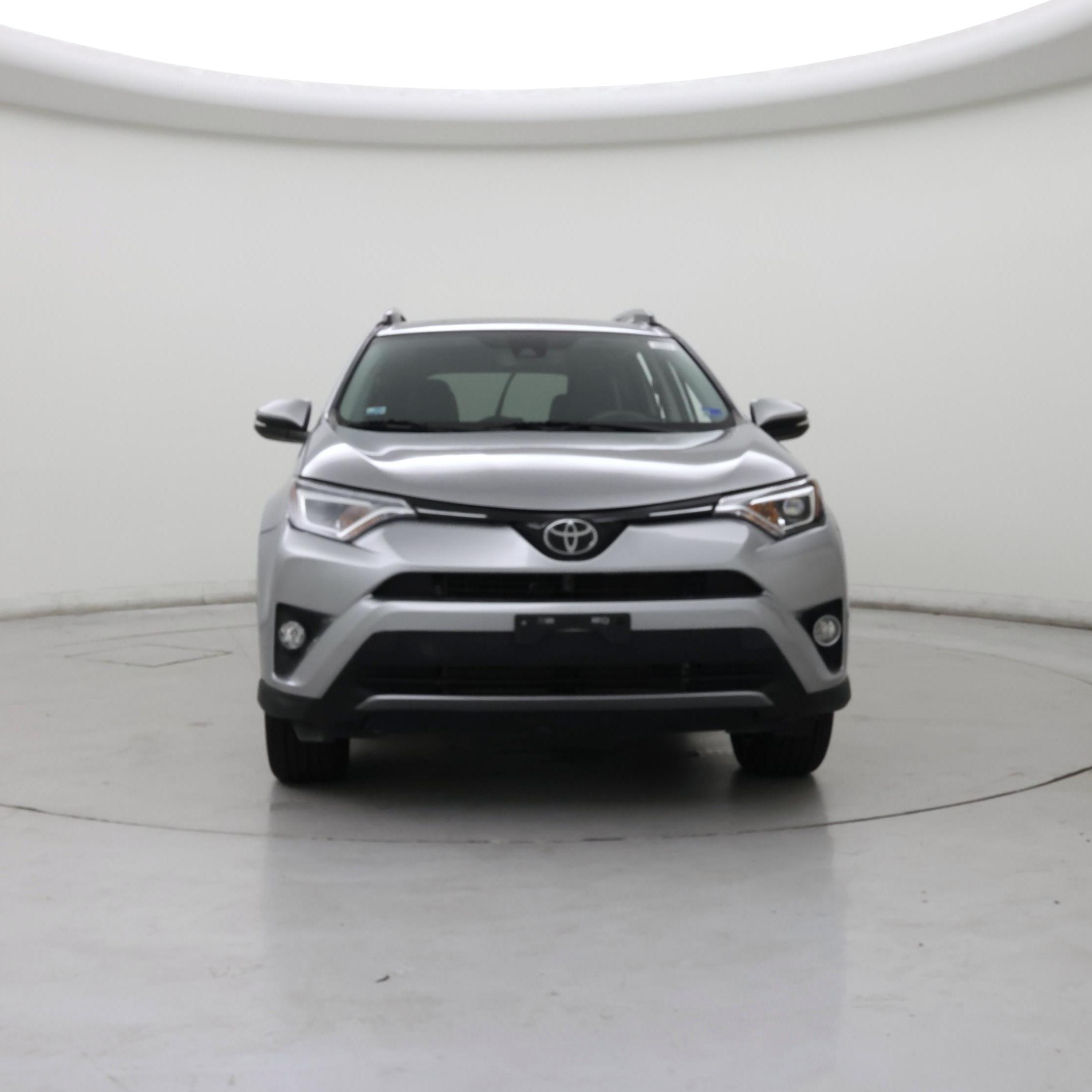 Thumbnail: 2017 Toyota RAV4 - 5