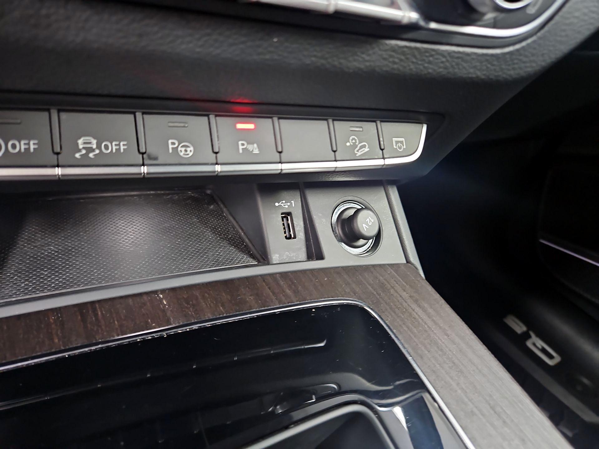 Thumbnail: 2023 Audi Q5 - 19