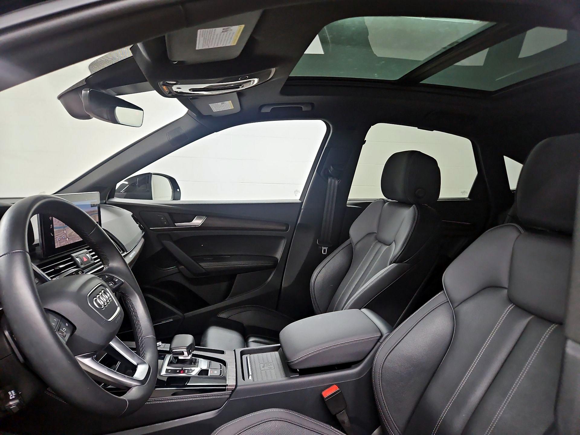 Thumbnail: 2023 Audi Q5 - 20