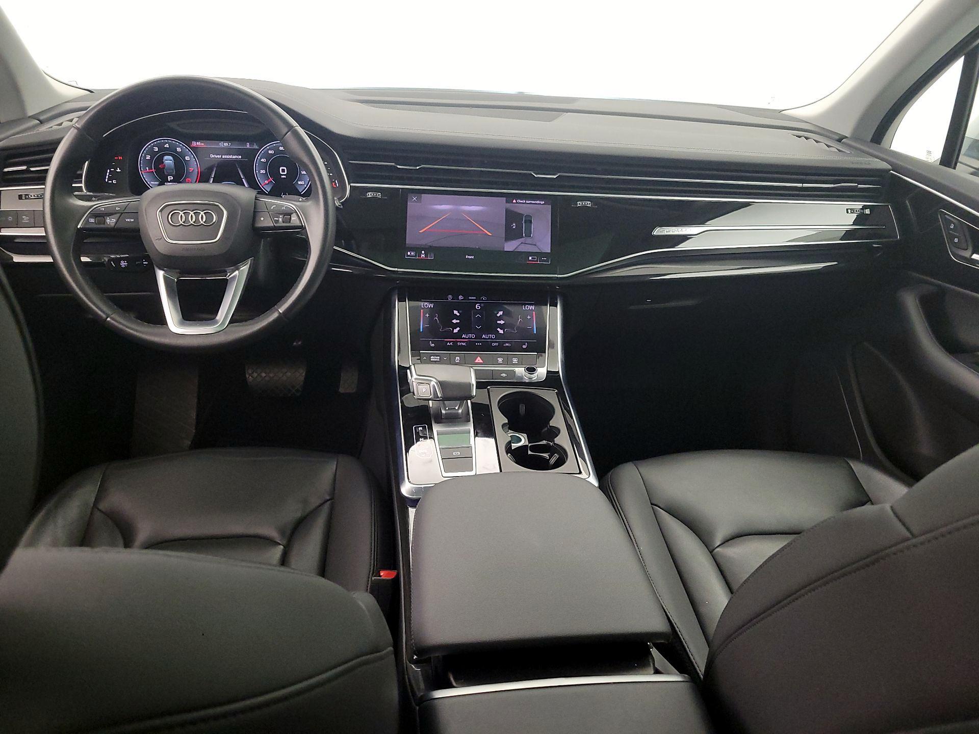 Thumbnail: 2023 Audi Q7 - 9