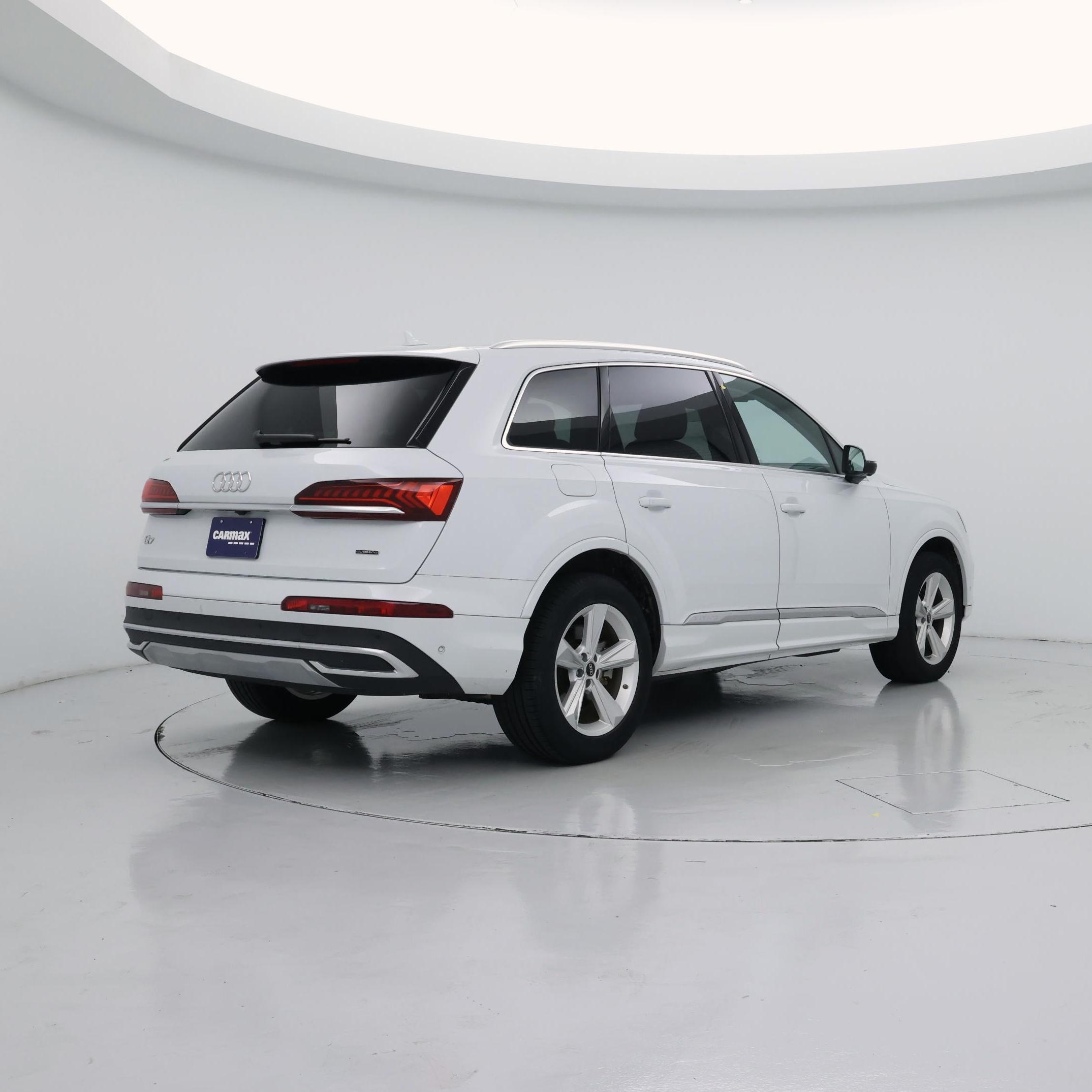 Thumbnail: 2023 Audi Q7 - 8