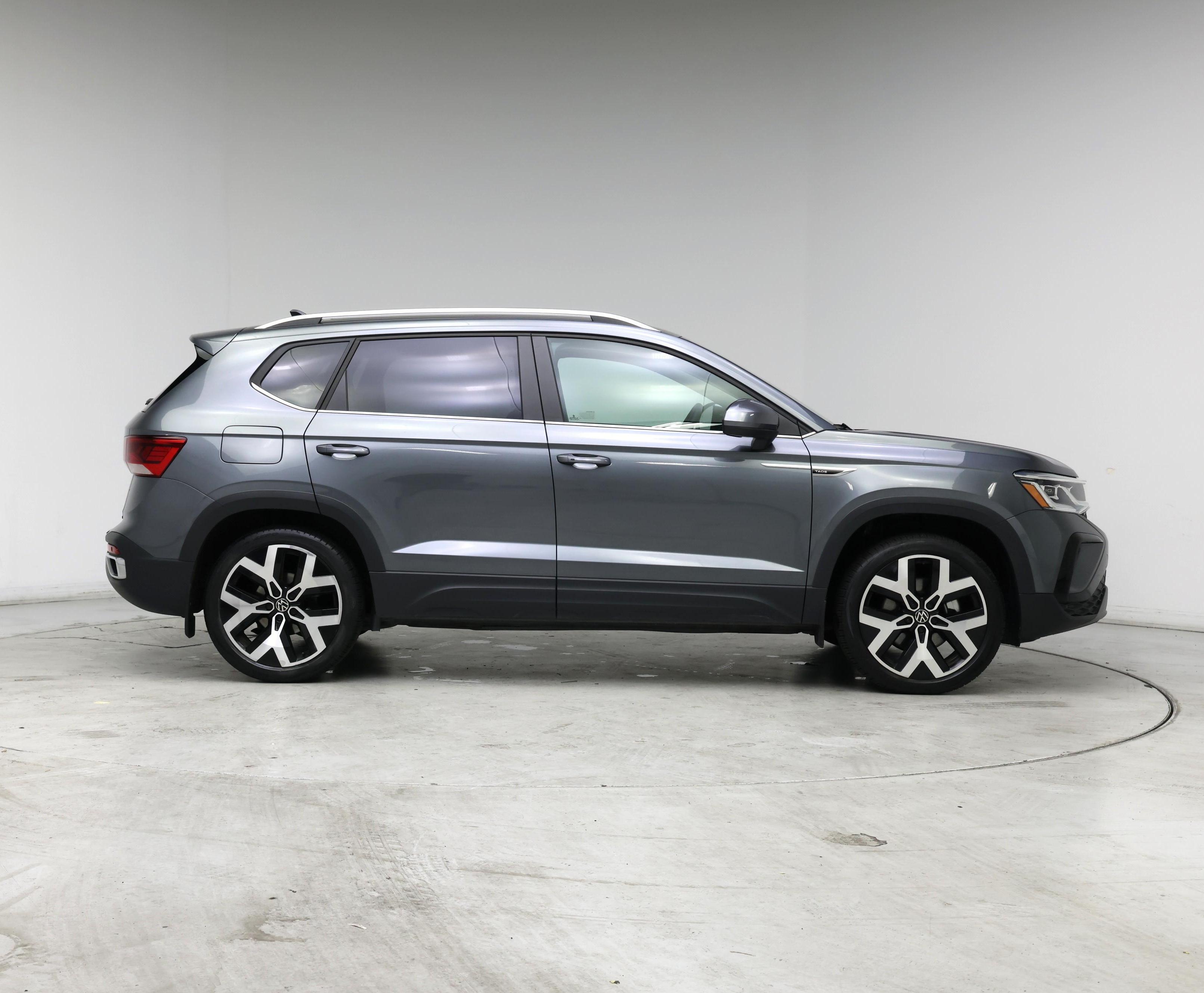 Thumbnail: 2023 Volkswagen Taos - 7