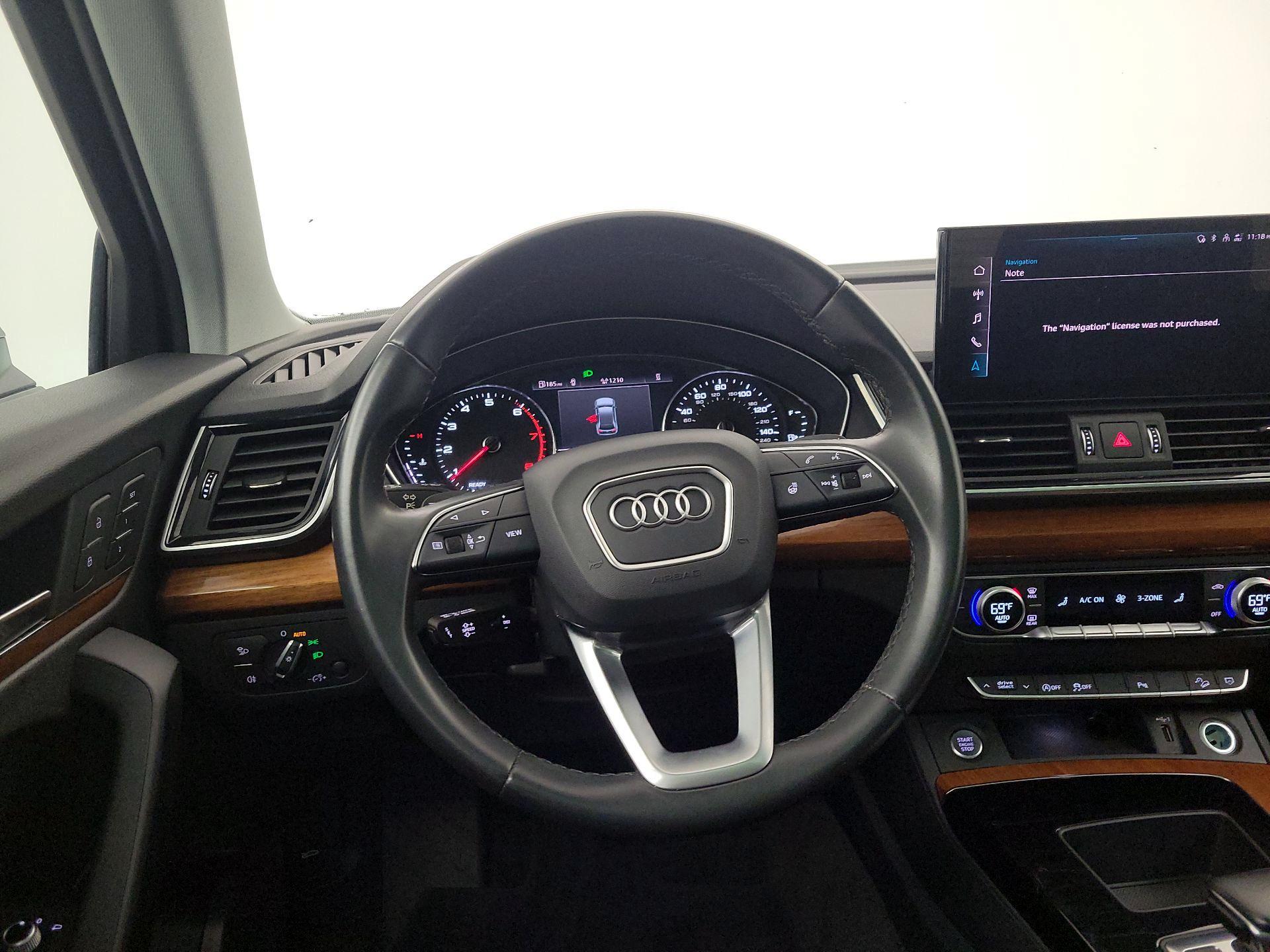 Thumbnail: 2023 Audi Q5 - 10