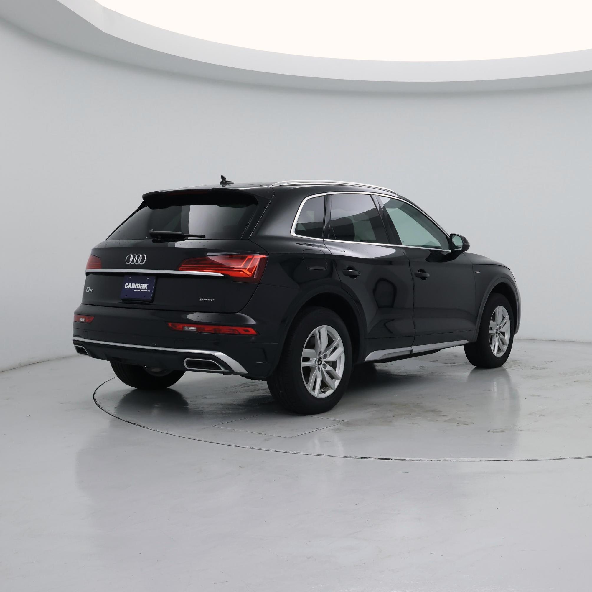 Thumbnail: 2023 Audi Q5 - 8