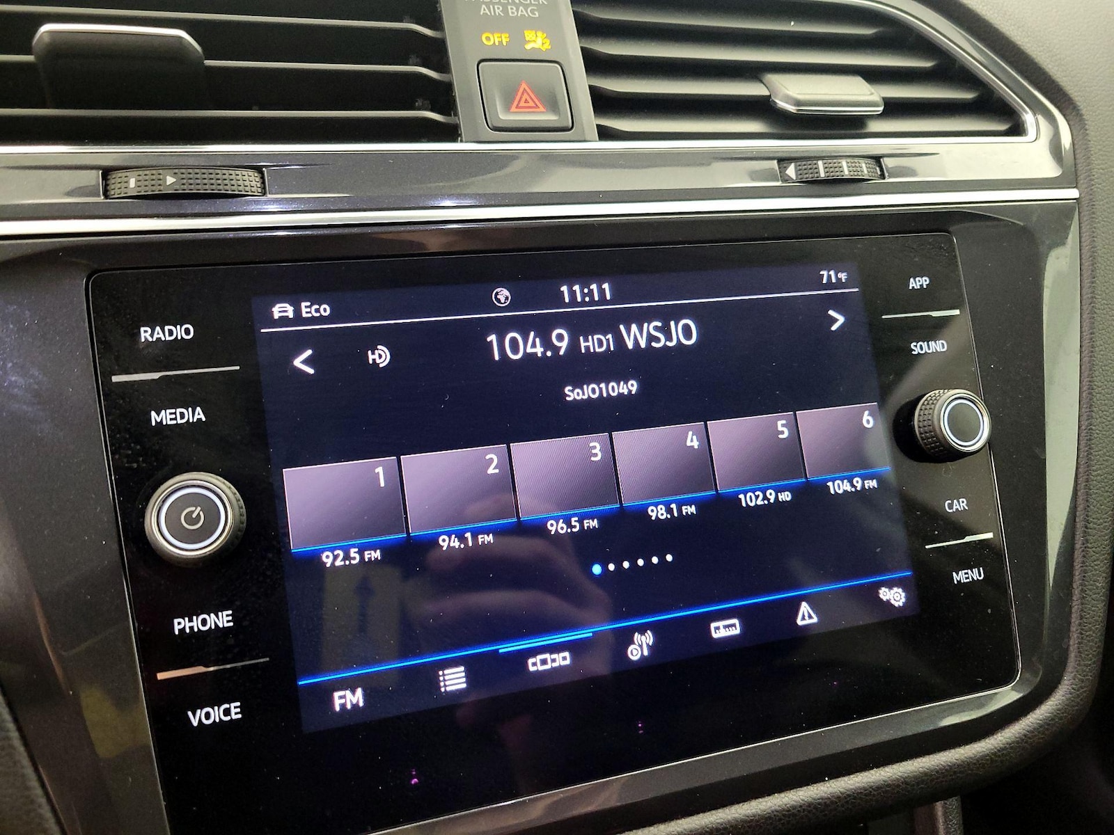 2023 Volkswagen Tiguan SE - Photo 17