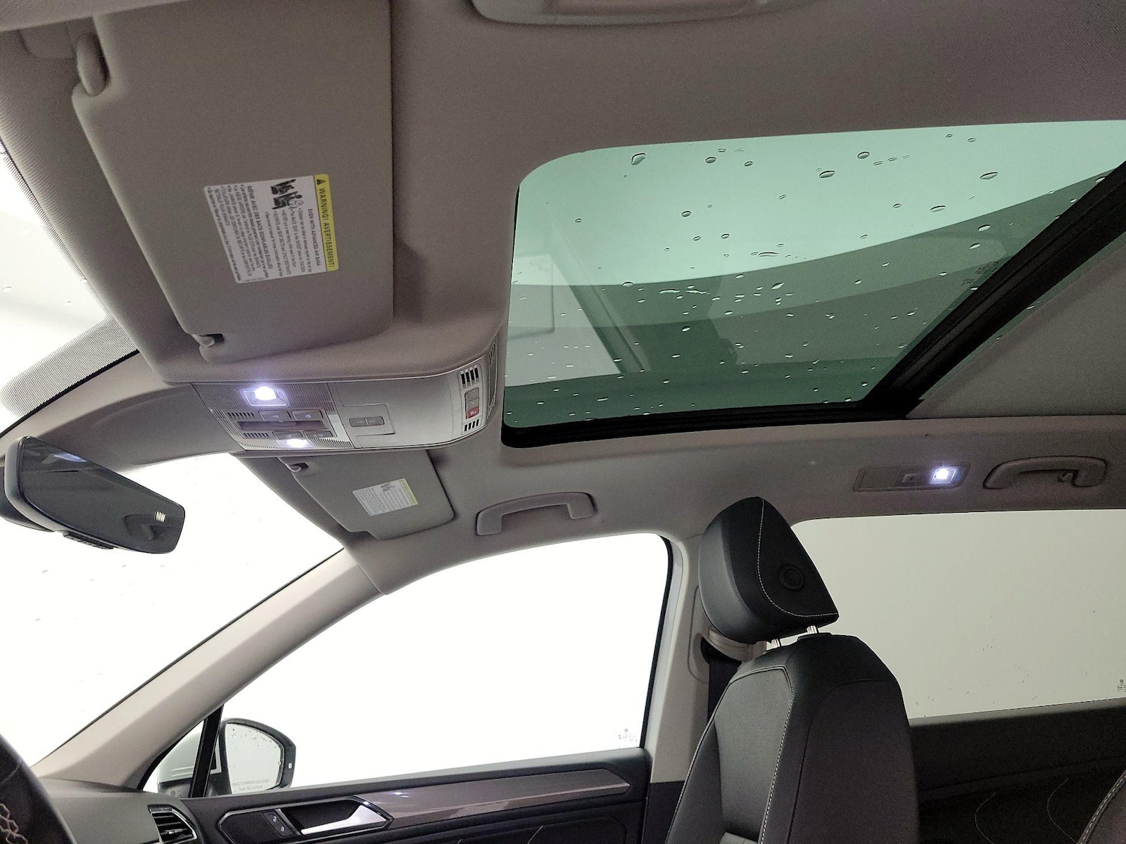 2023 Volkswagen Tiguan SE - Photo 21