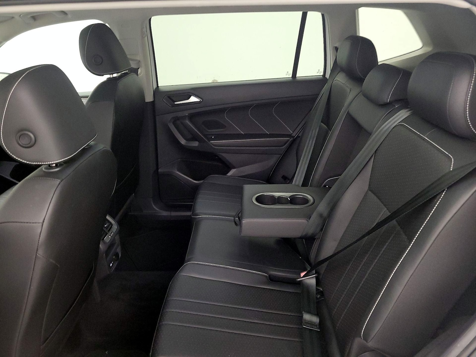2023 Volkswagen Tiguan SE - Photo 22