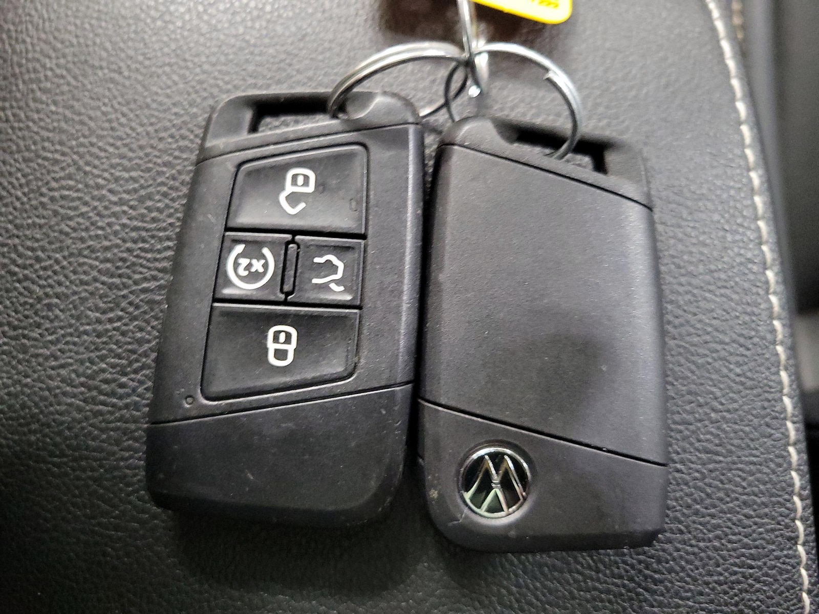 2023 Volkswagen Tiguan SE - Photo 26