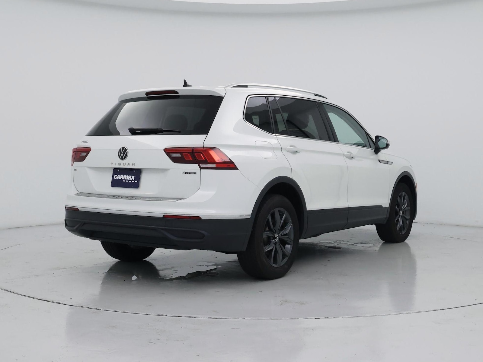 2023 Volkswagen Tiguan SE - Photo 9