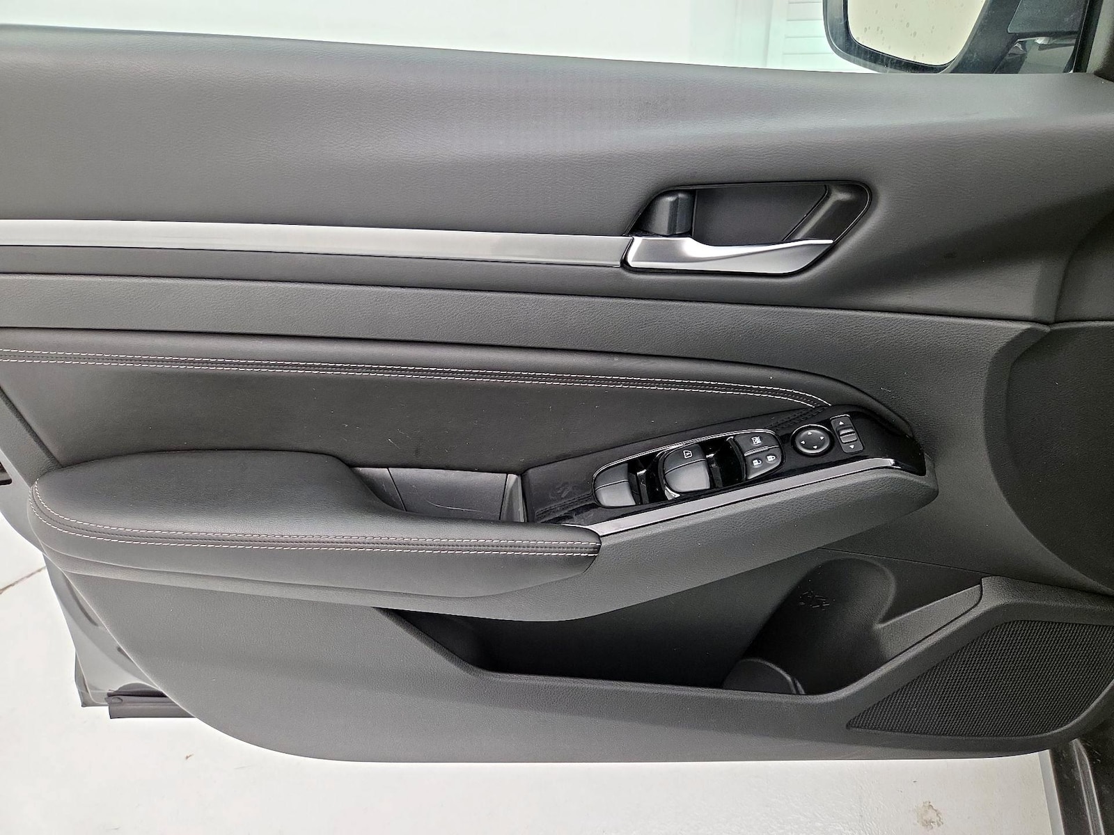 2023 Nissan Altima SL - Photo 13