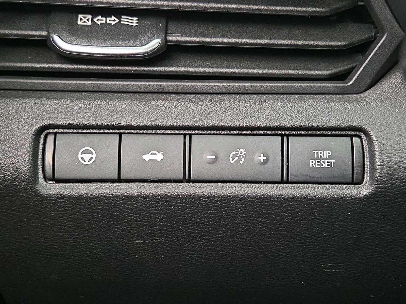 2023 Nissan Altima SL - Photo 14