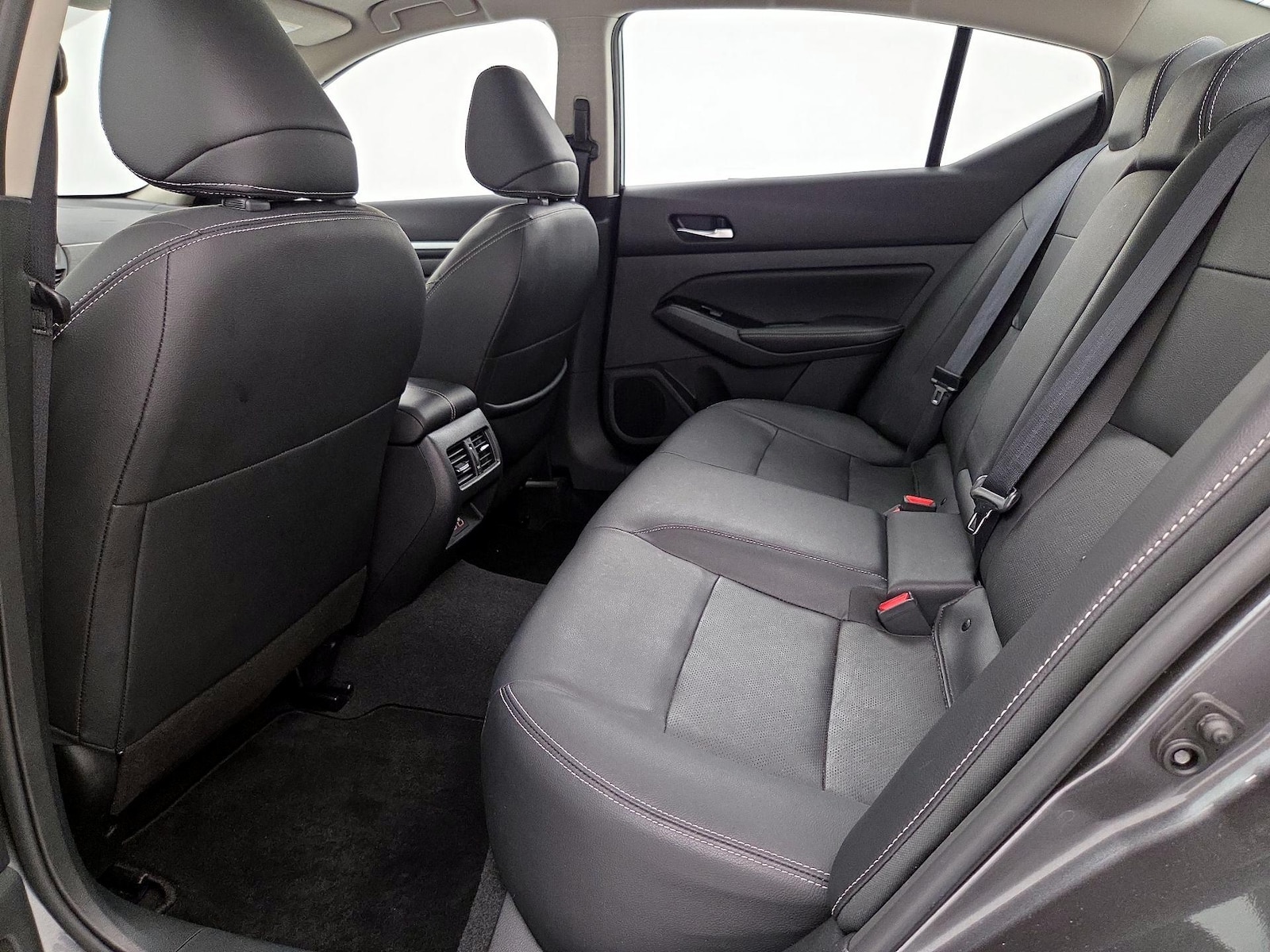 2023 Nissan Altima SL - Photo 22