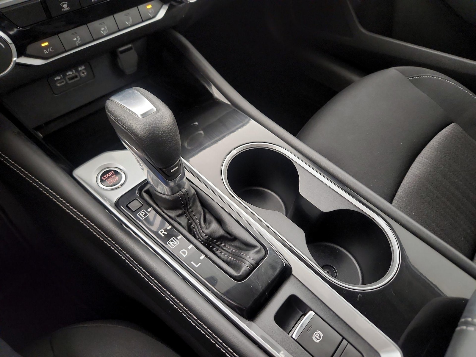 2023 Nissan Altima SV - Photo 18