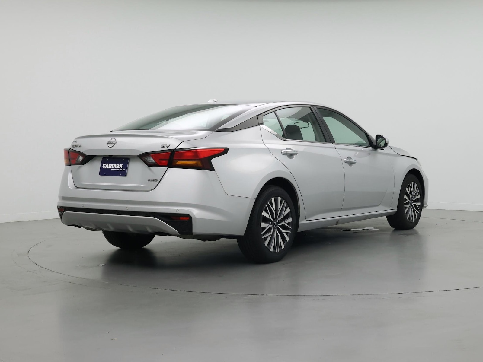 2023 Nissan Altima SV - Photo 9