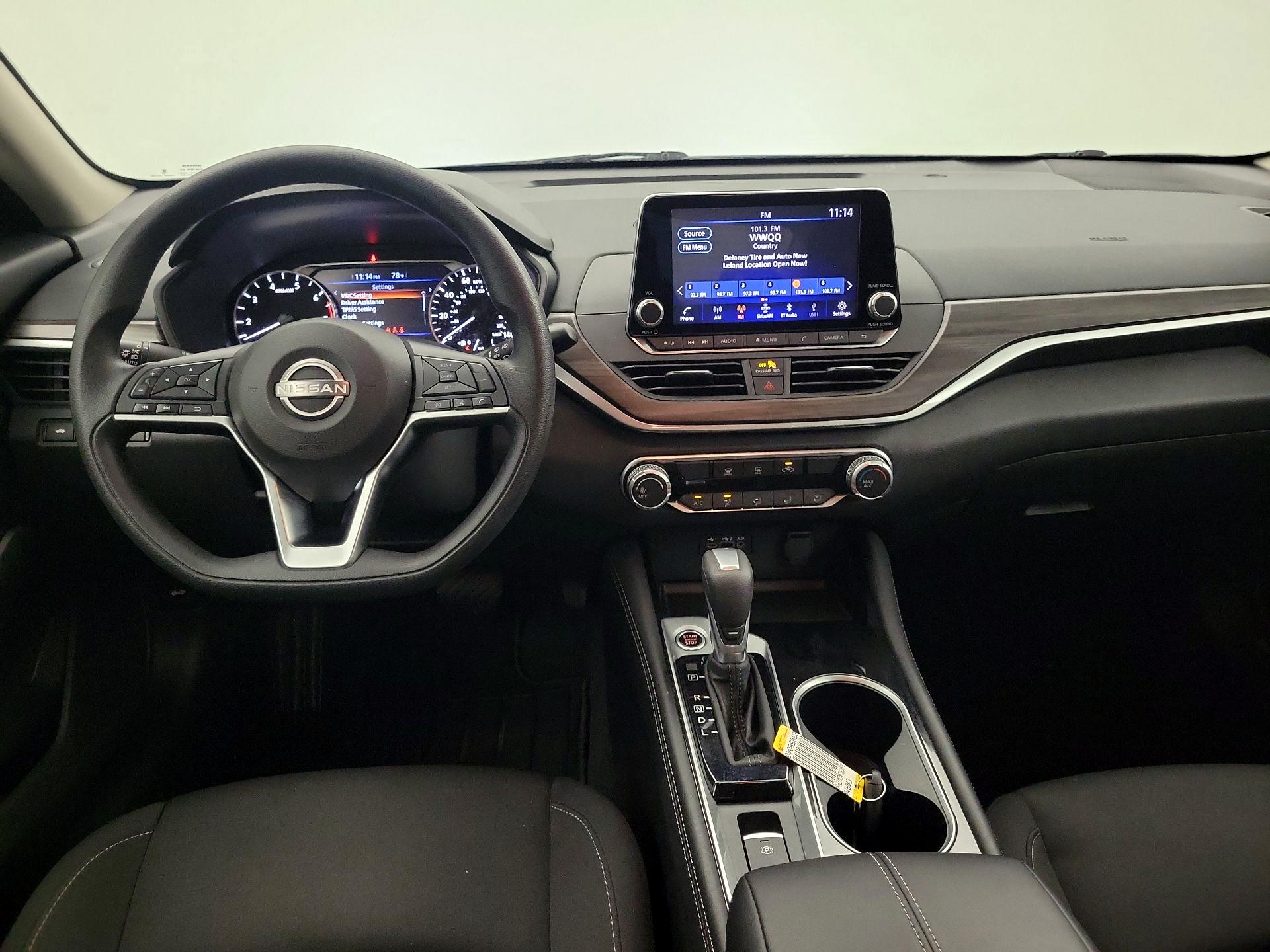 Thumbnail: 2023 Nissan Altima - 9