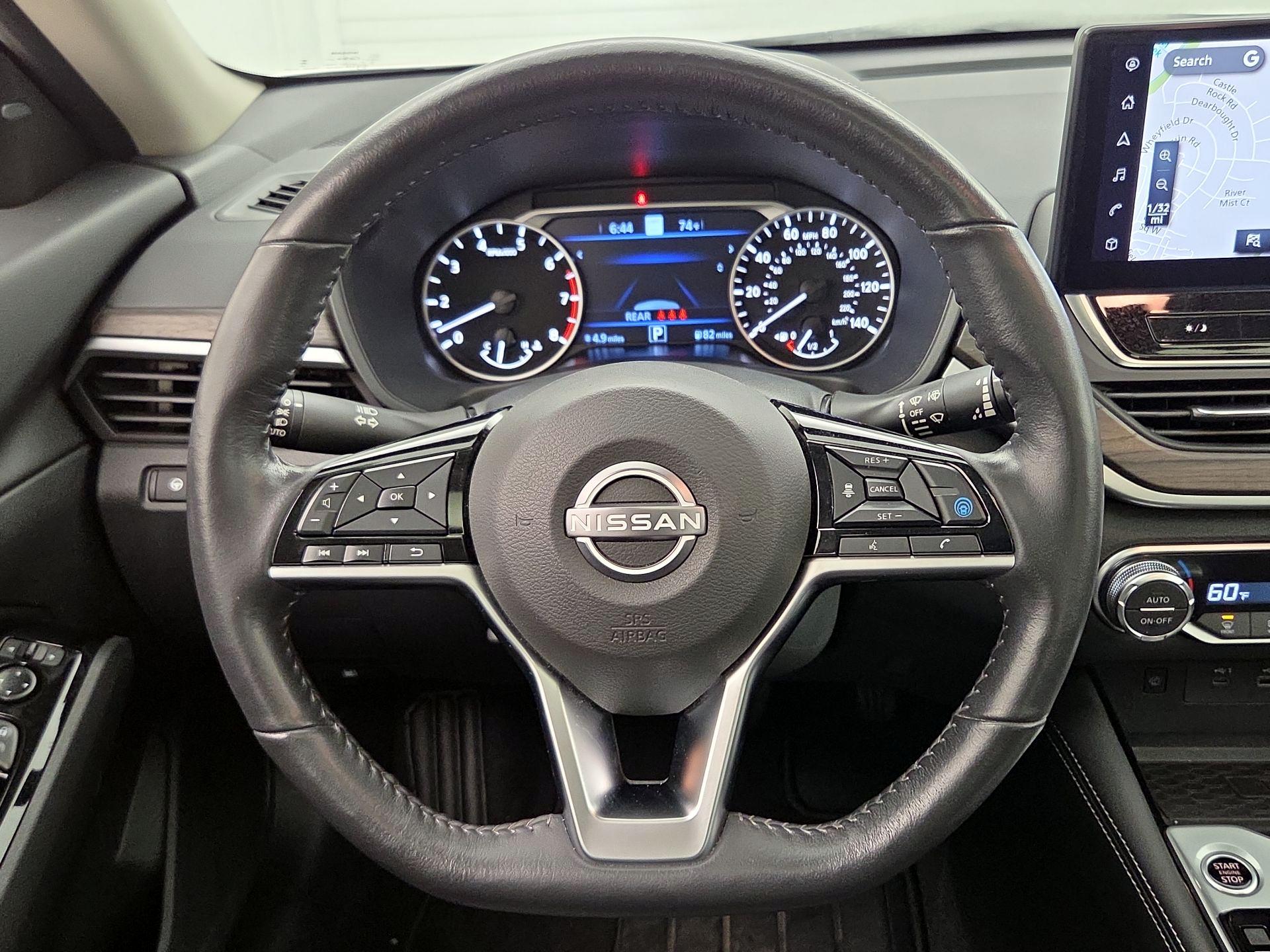 Thumbnail: 2023 Nissan Altima - 10
