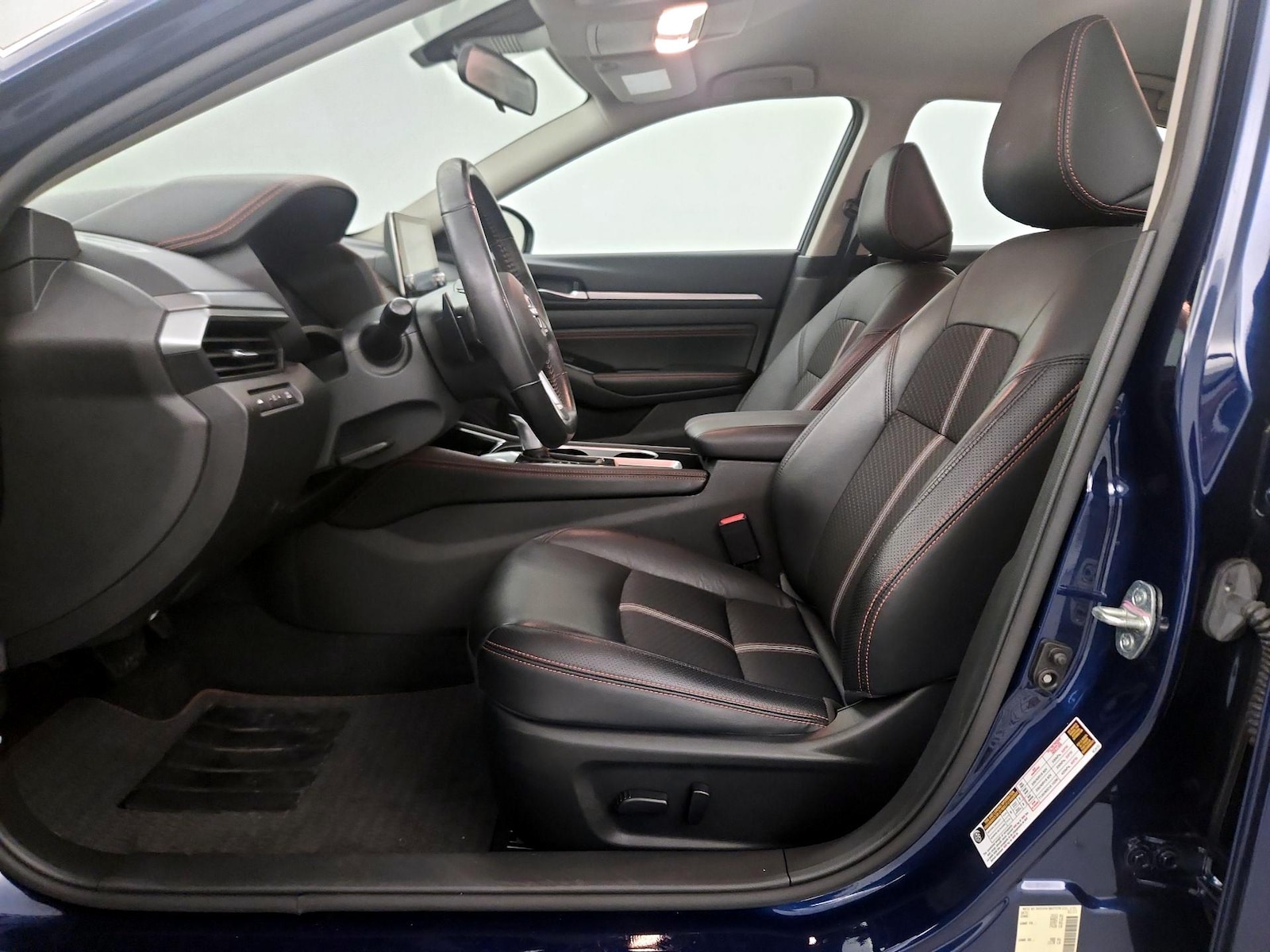 2023 Nissan Altima SR - Photo 12