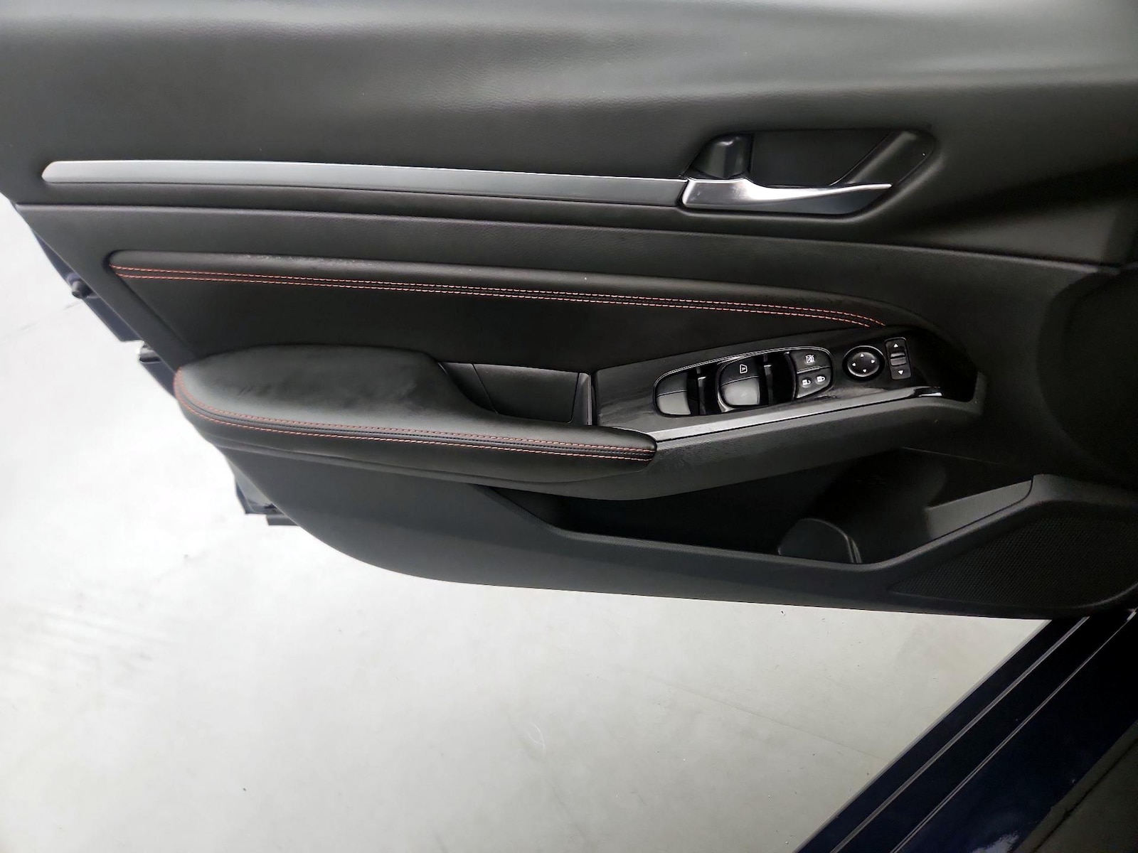2023 Nissan Altima SR - Photo 13