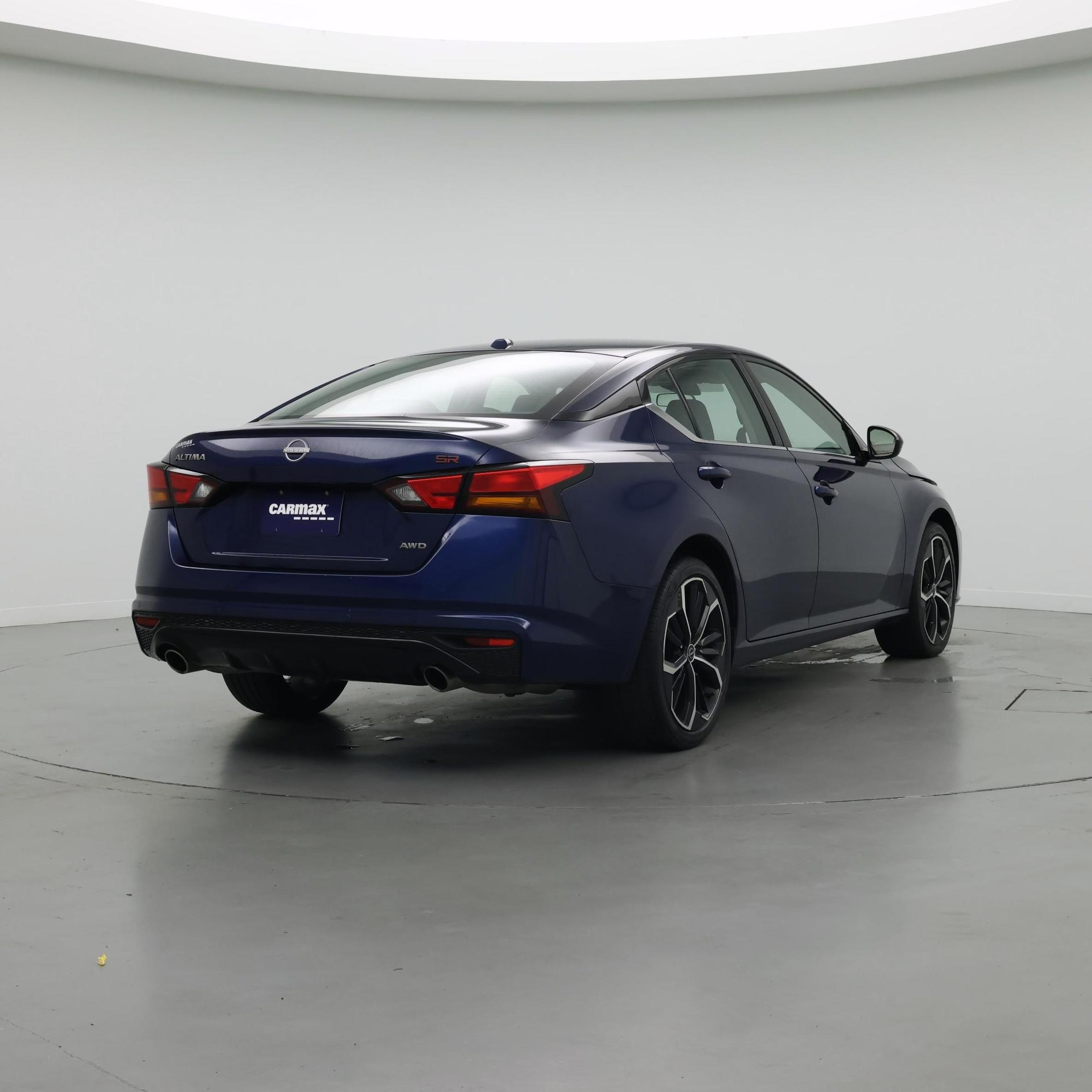 Thumbnail: 2023 Nissan Altima - 8
