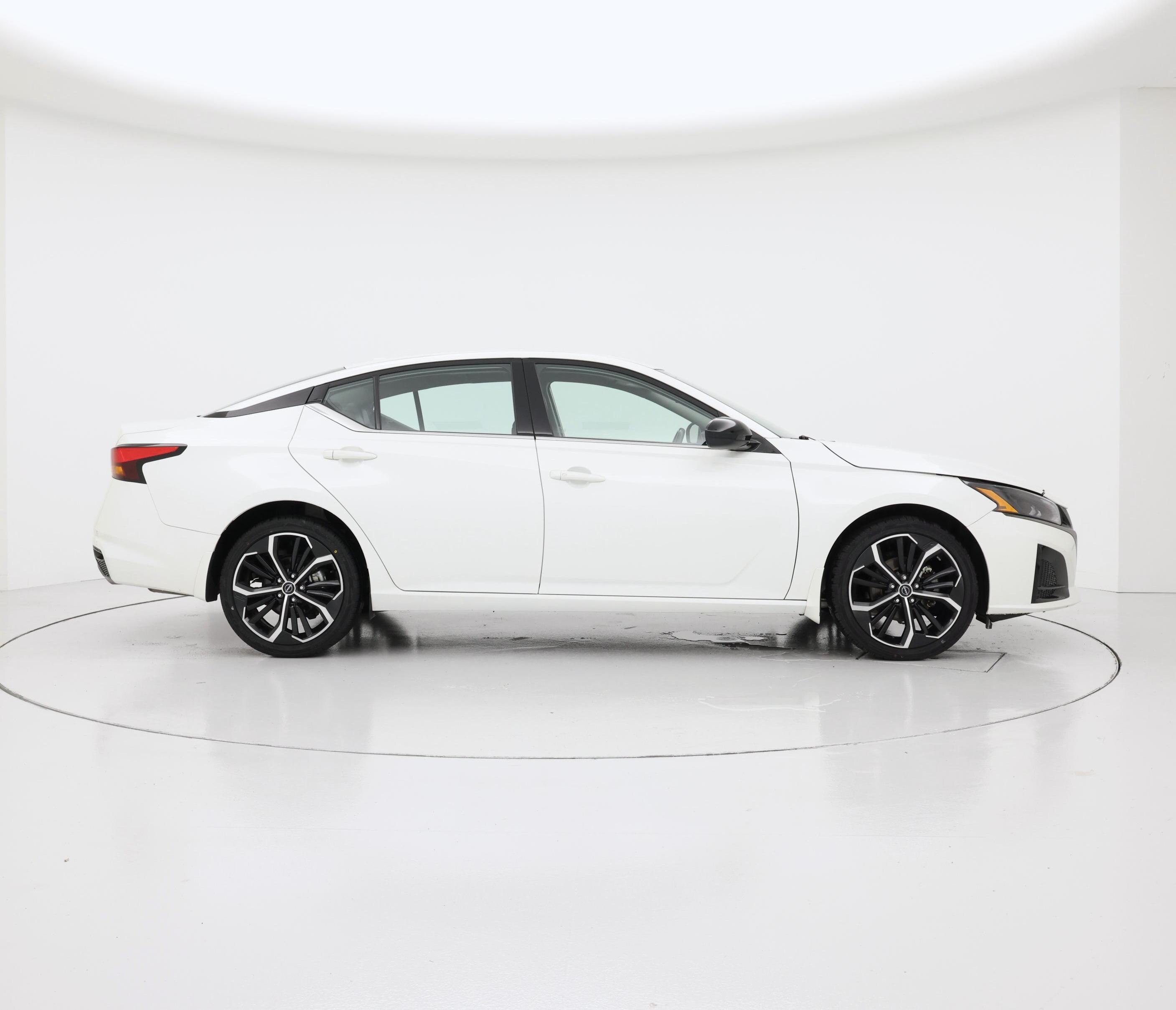 Thumbnail: 2024 Nissan Altima - 7