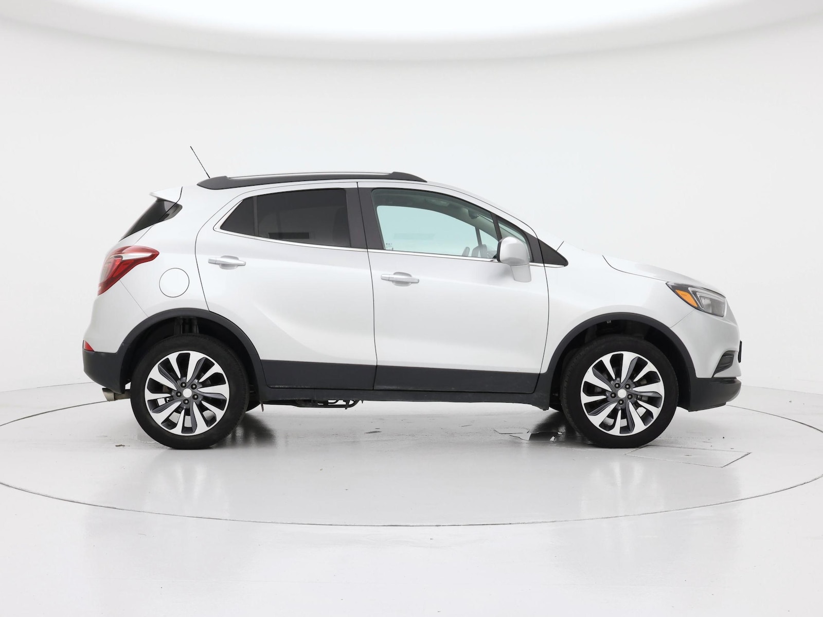 2022 Buick Encore Preferred - Photo 8