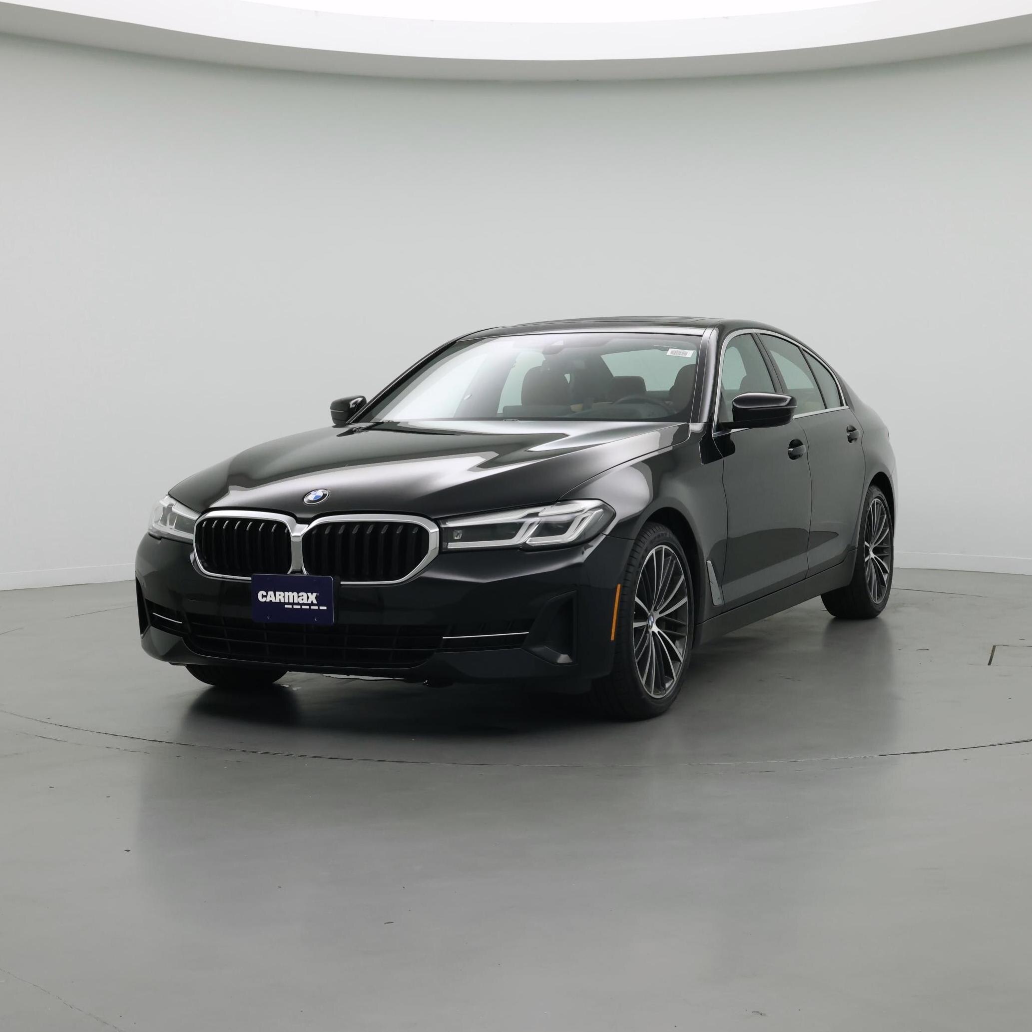 Thumbnail: 2023 BMW 5 Series - 4