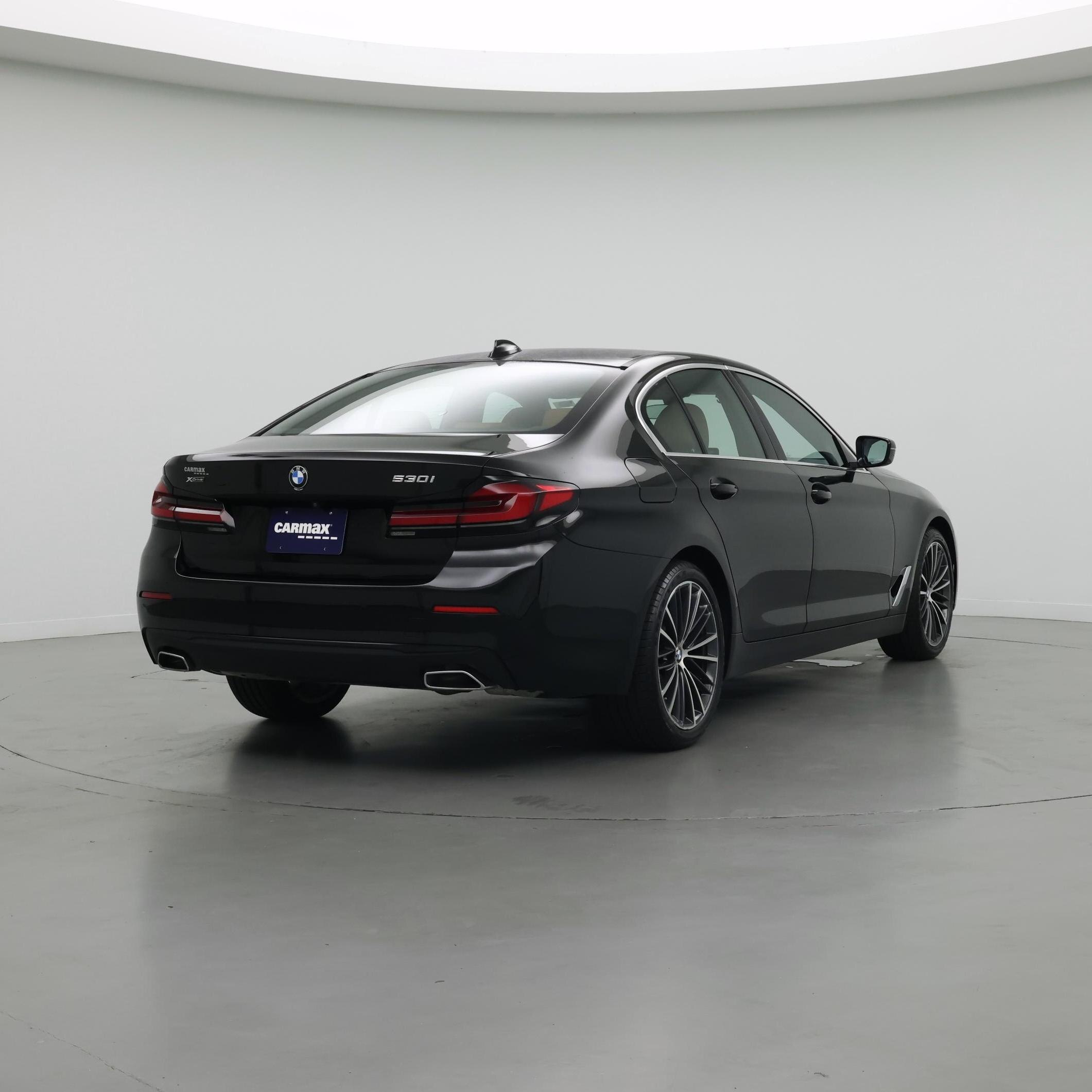 Thumbnail: 2023 BMW 5 Series - 8