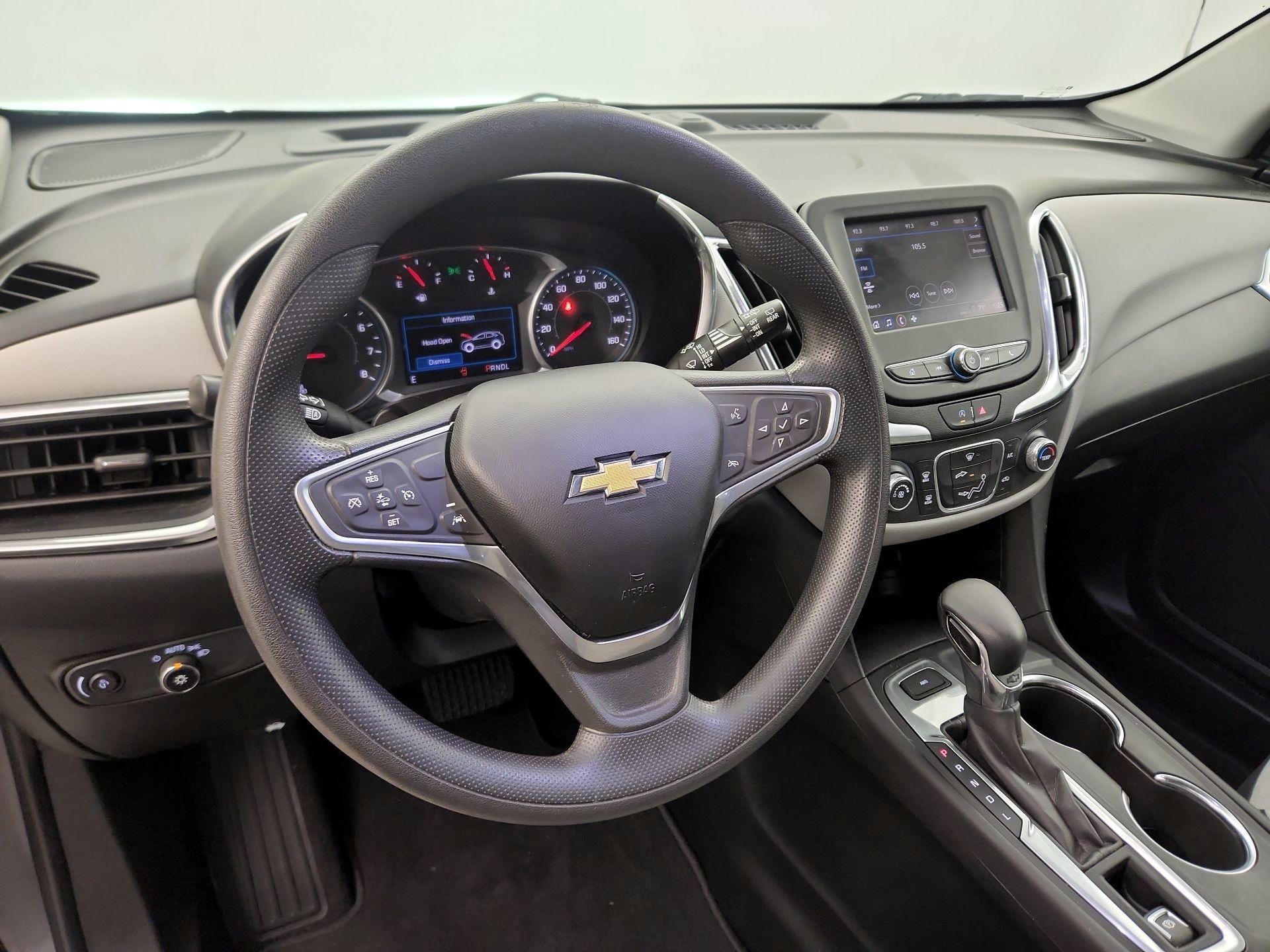 Thumbnail: 2022 Chevrolet Equinox - 9