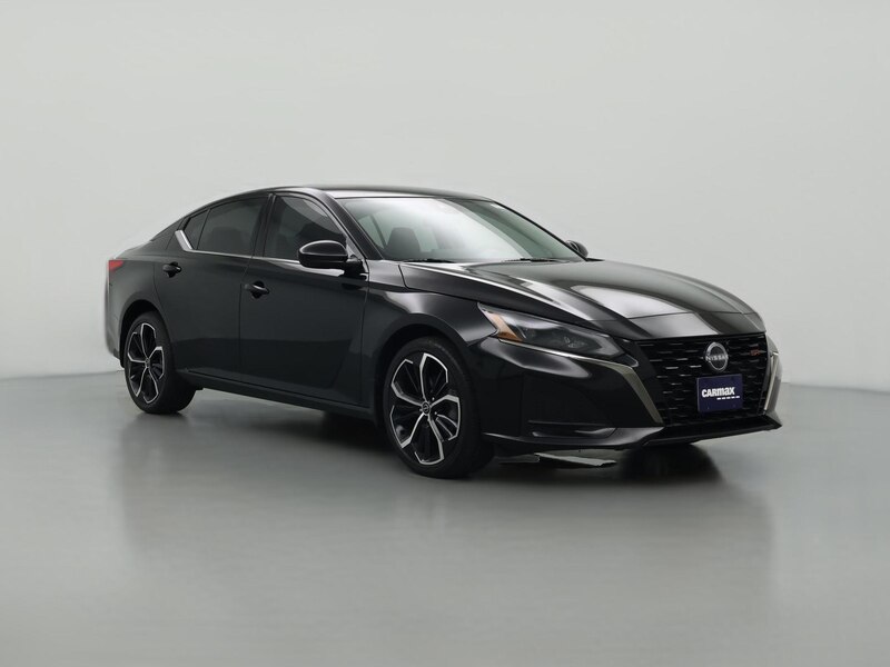 2024 Nissan Altima SR