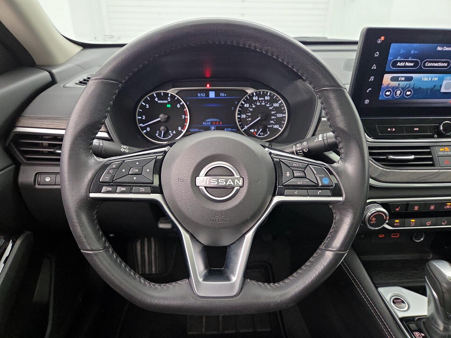 Thumbnail: 2023 Nissan Altima - 10