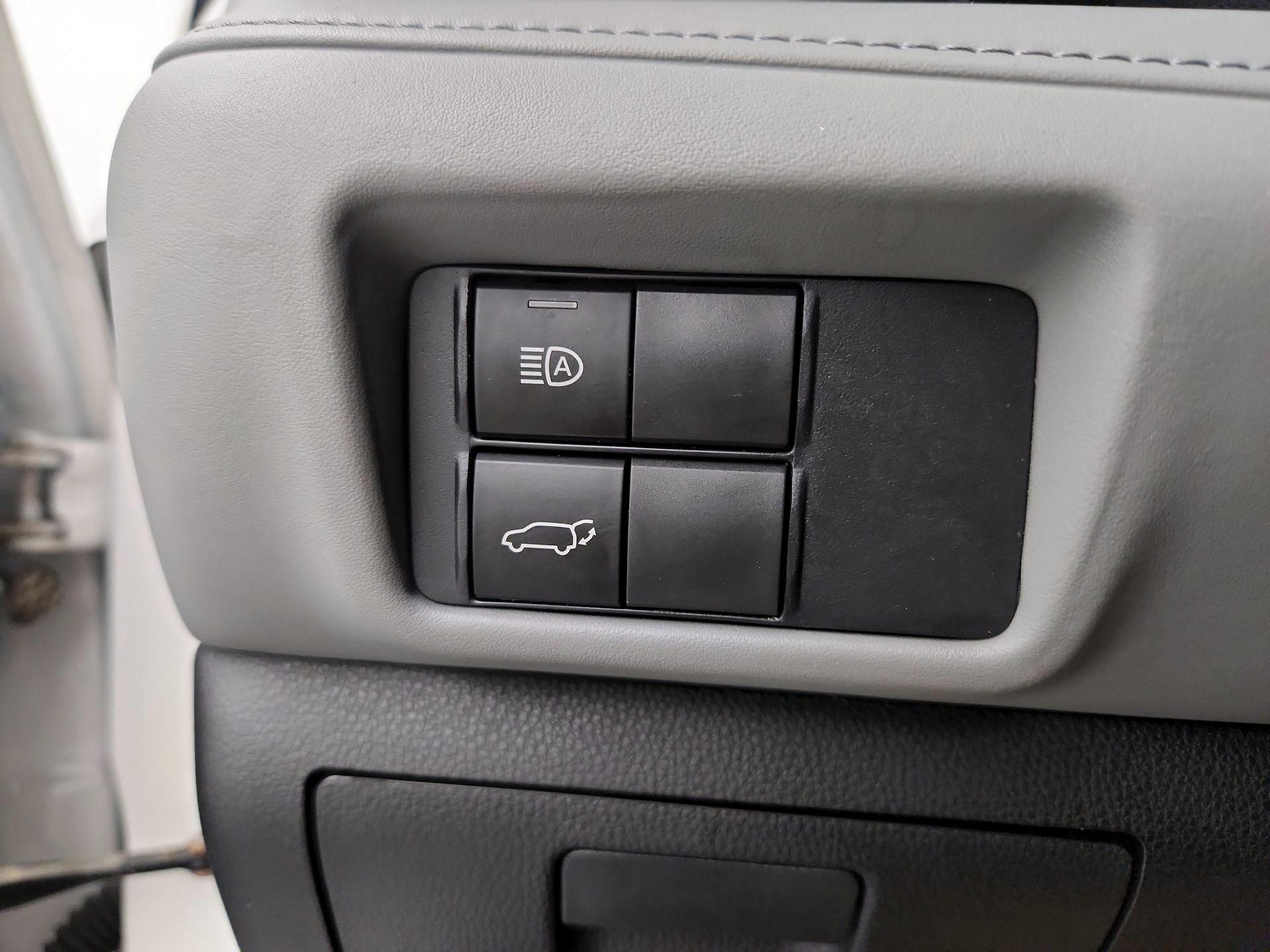 Thumbnail: 2021 Toyota Highlander - 13