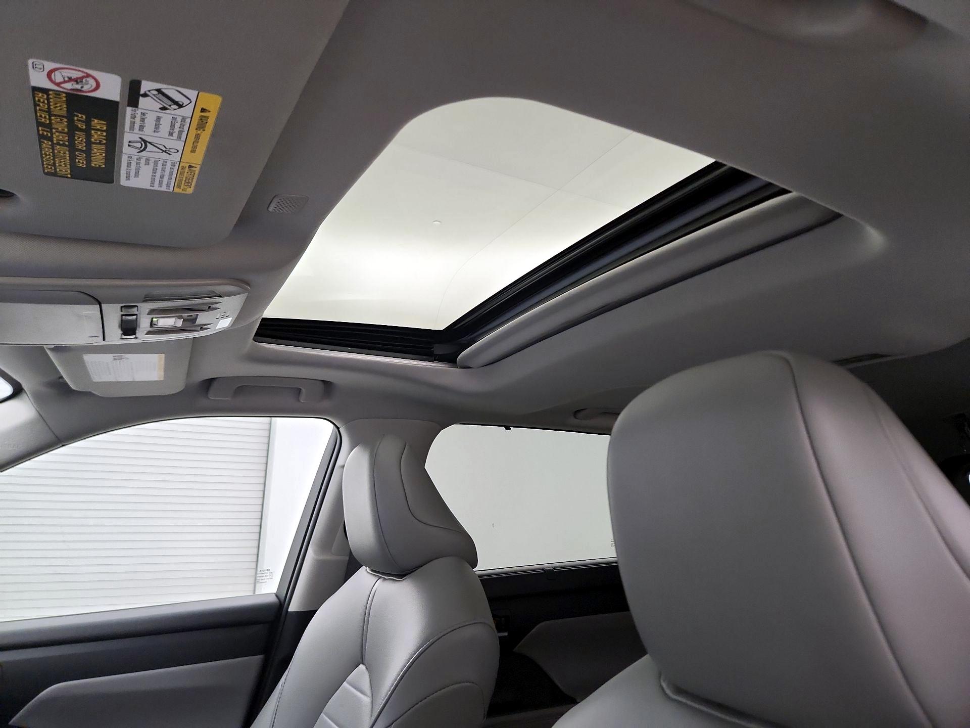 Thumbnail: 2021 Toyota Highlander - 19