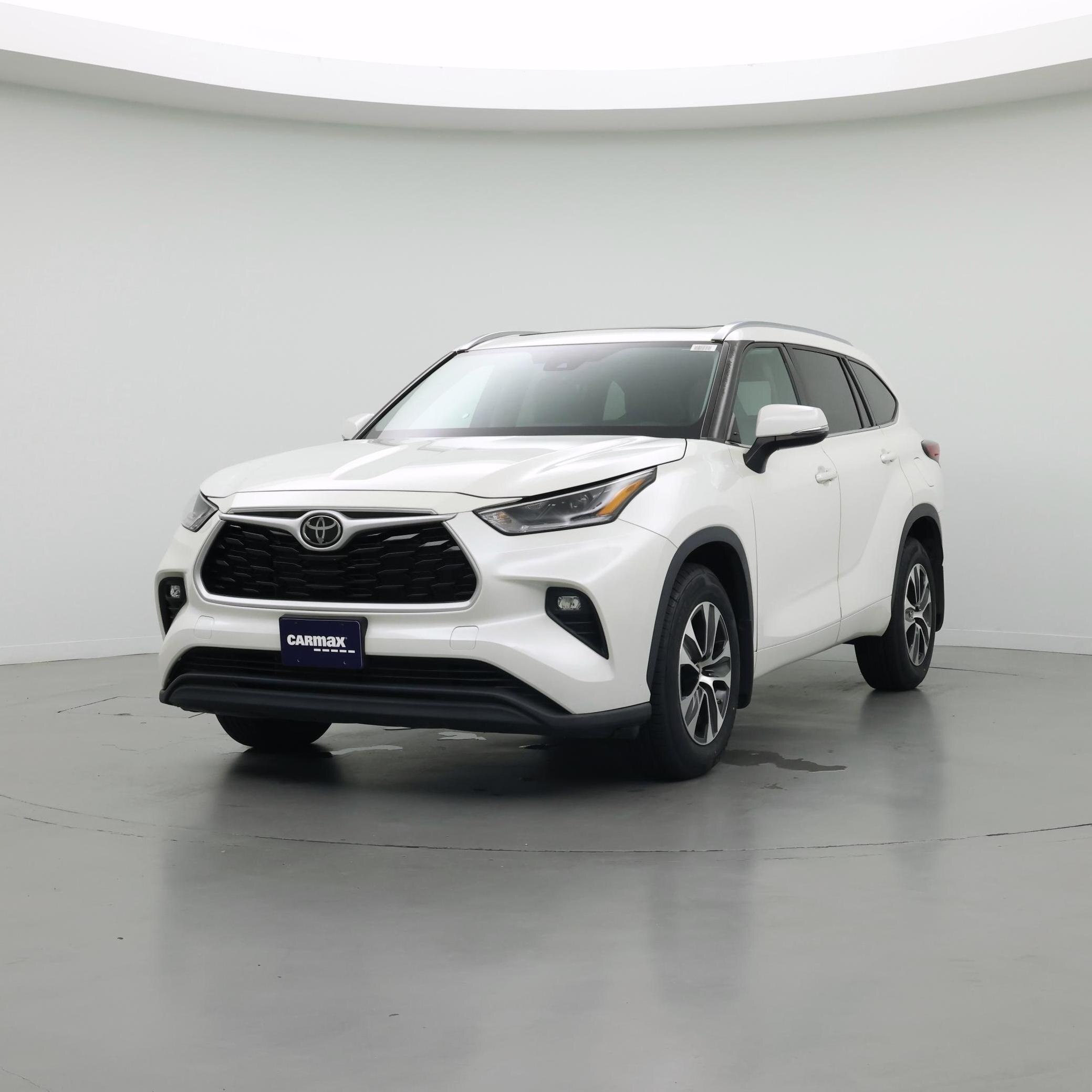 Thumbnail: 2021 Toyota Highlander - 4