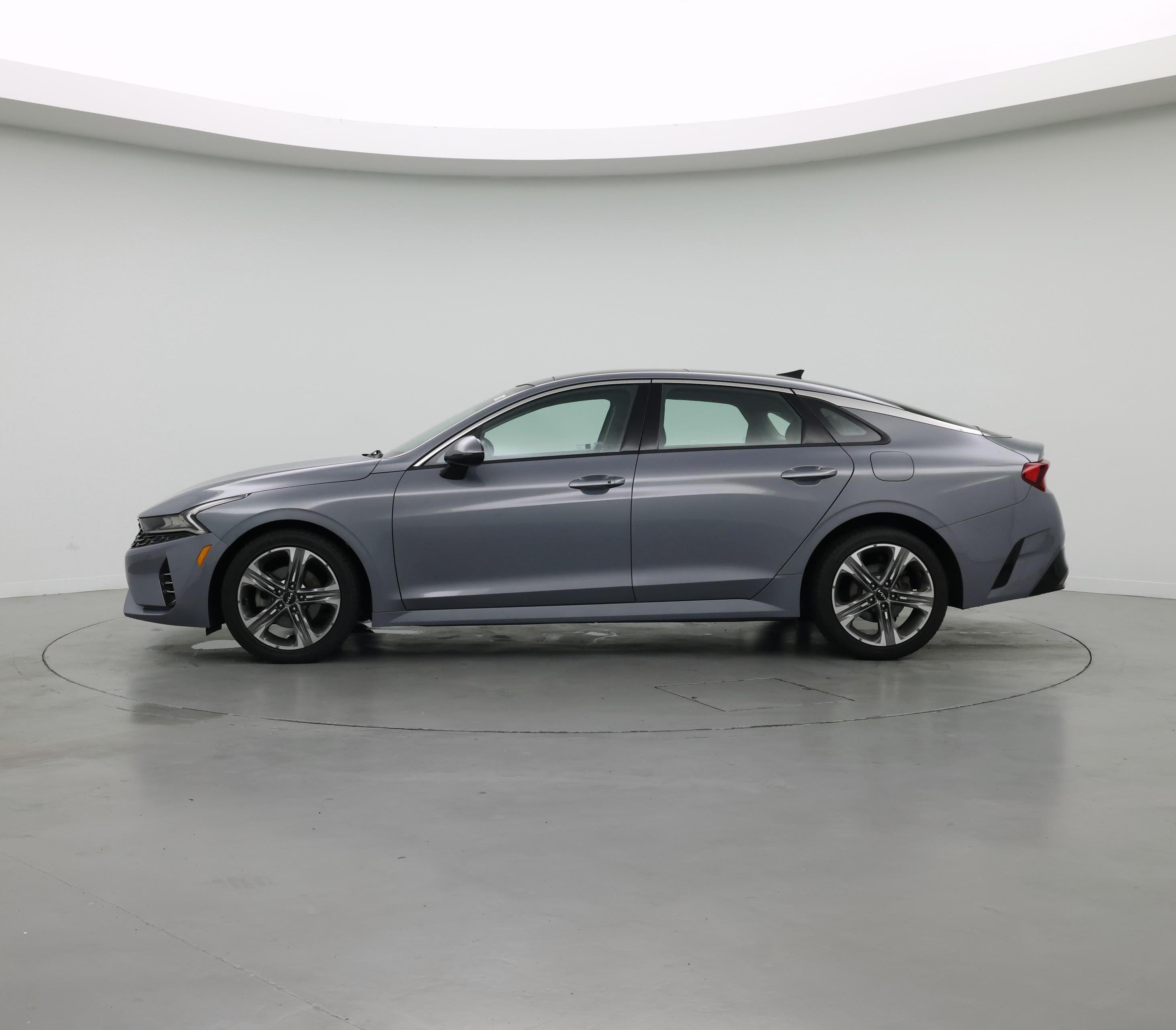 Thumbnail: 2023 Kia K5 - 3