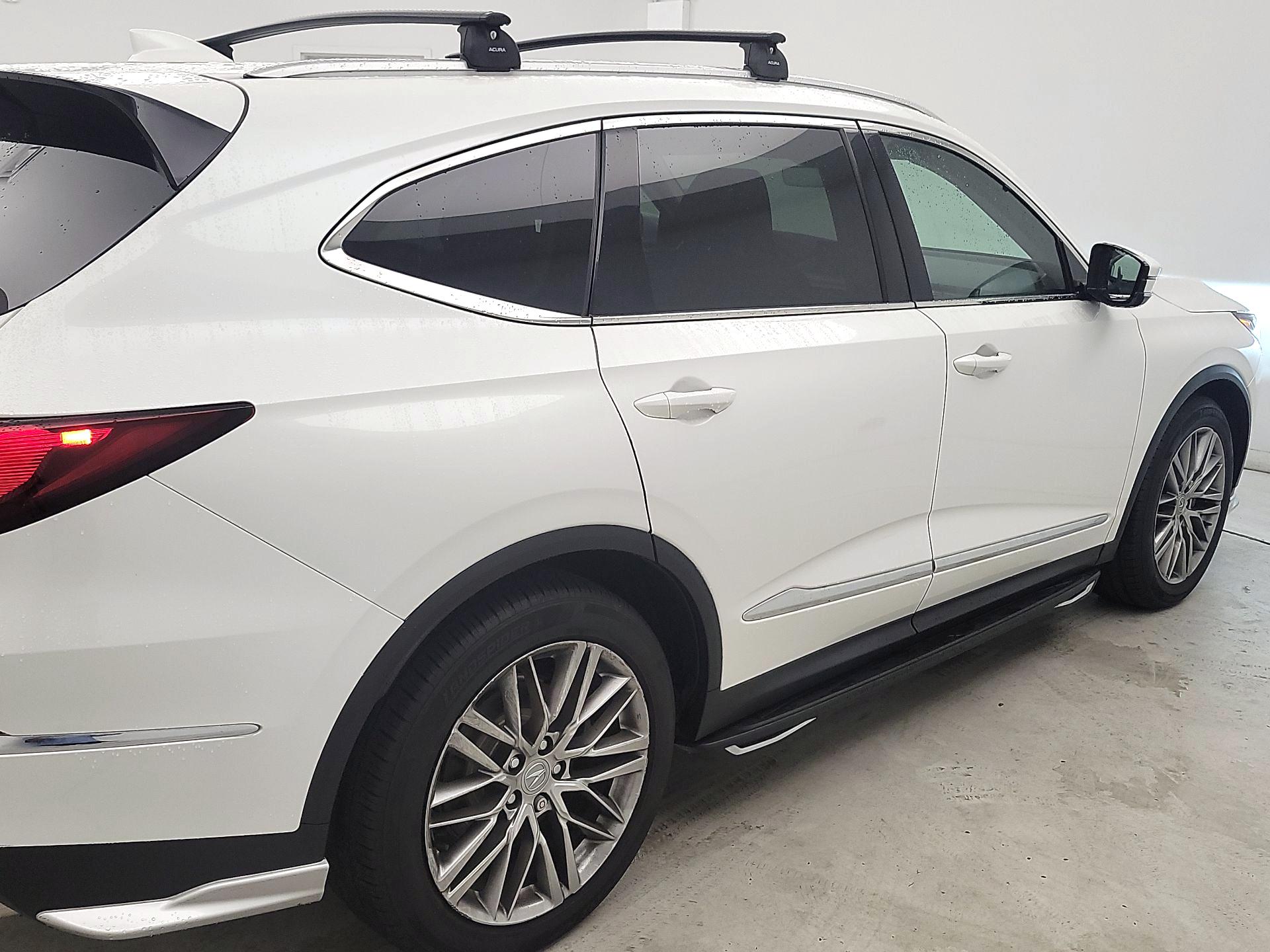 Thumbnail: 2022 Acura MDX - 5