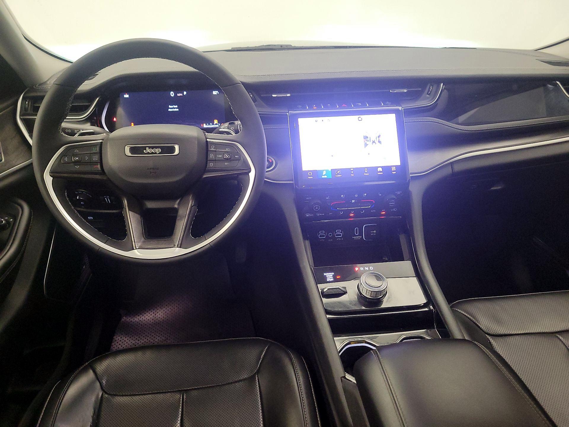 Thumbnail: 2023 Jeep Grand Cherokee L - 8