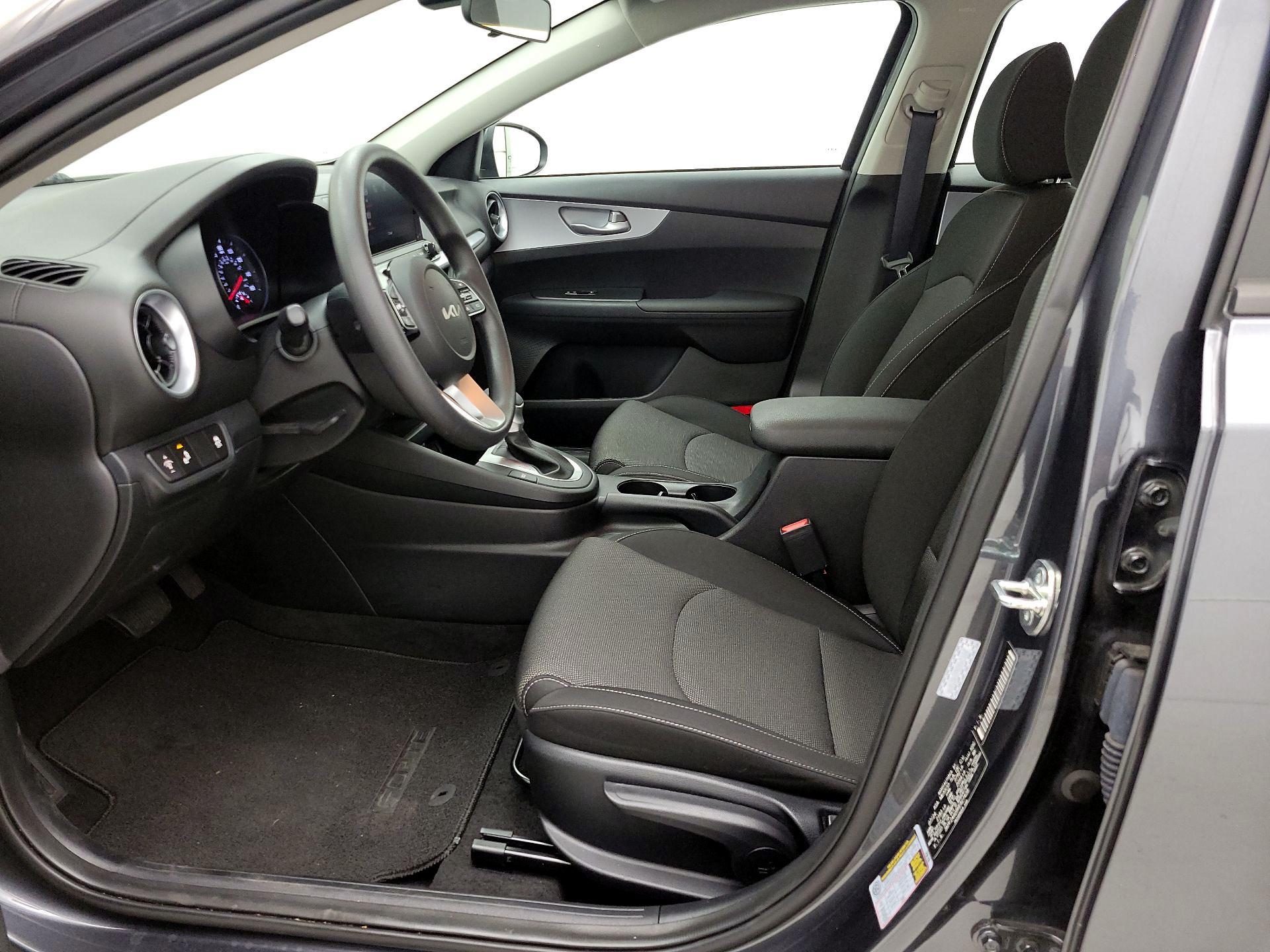 Thumbnail: 2024 Kia Forte - 11